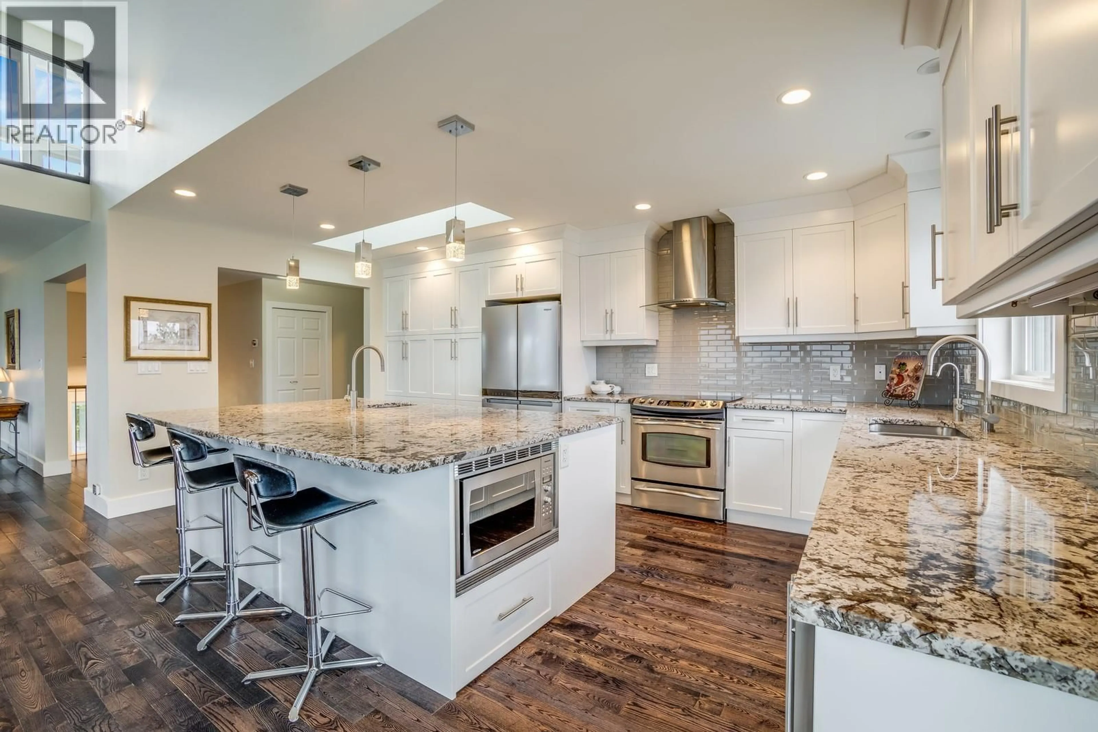 Open concept kitchen, ceramic/tile floor for 3137 VECTOR DRIVE, West Kelowna British Columbia V1Z3B1