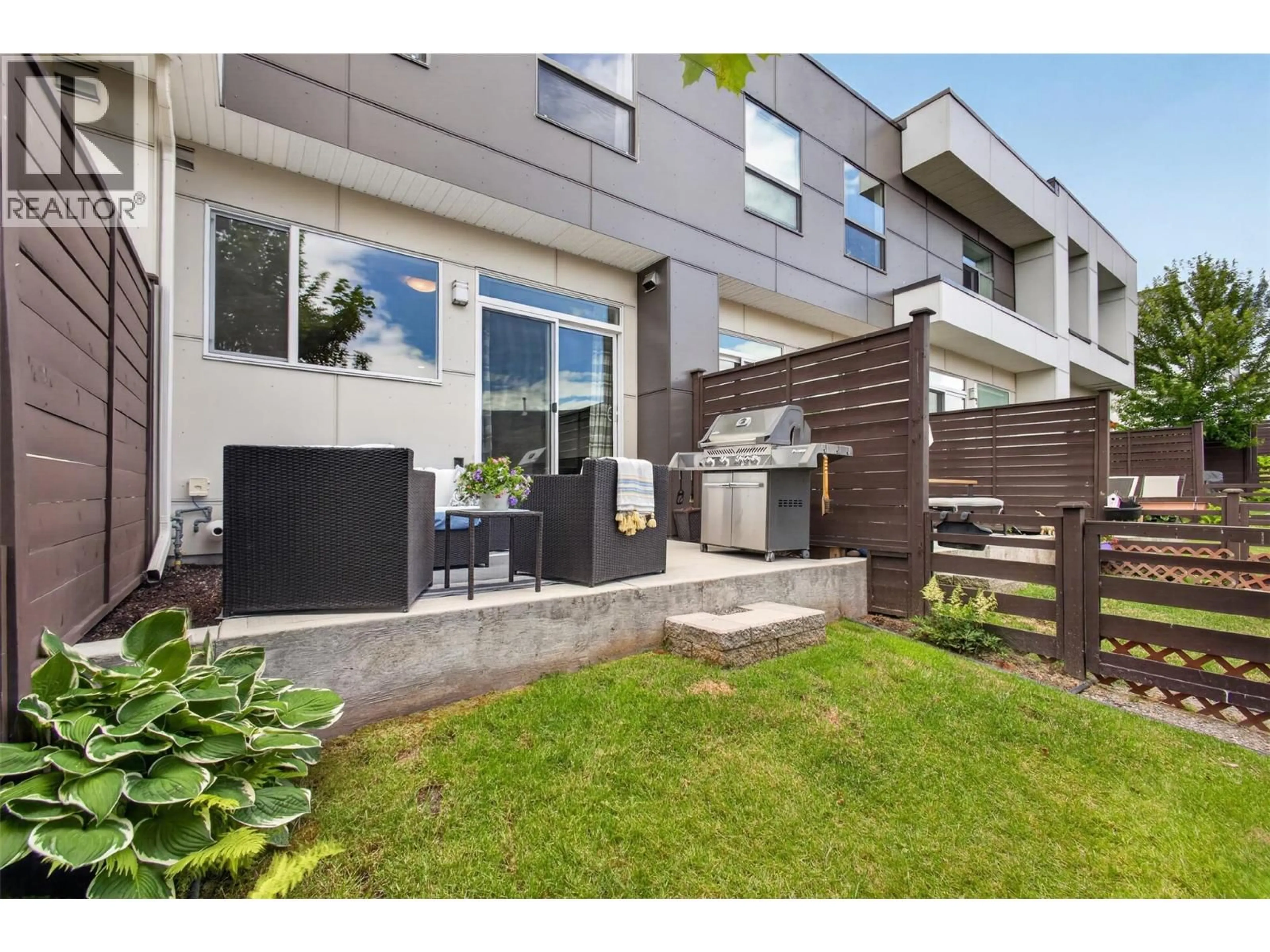 Patio, street for 28 - 720 VALLEY ROAD, Kelowna British Columbia V1V2E6