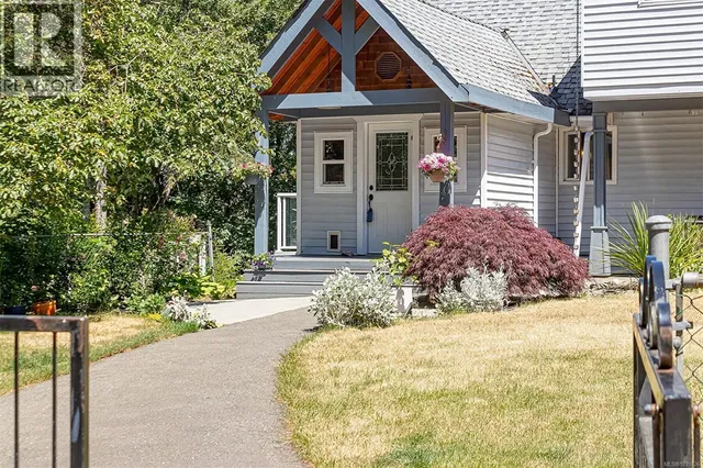 2333 SUMMERSET ROAD, Nanoose Bay 5