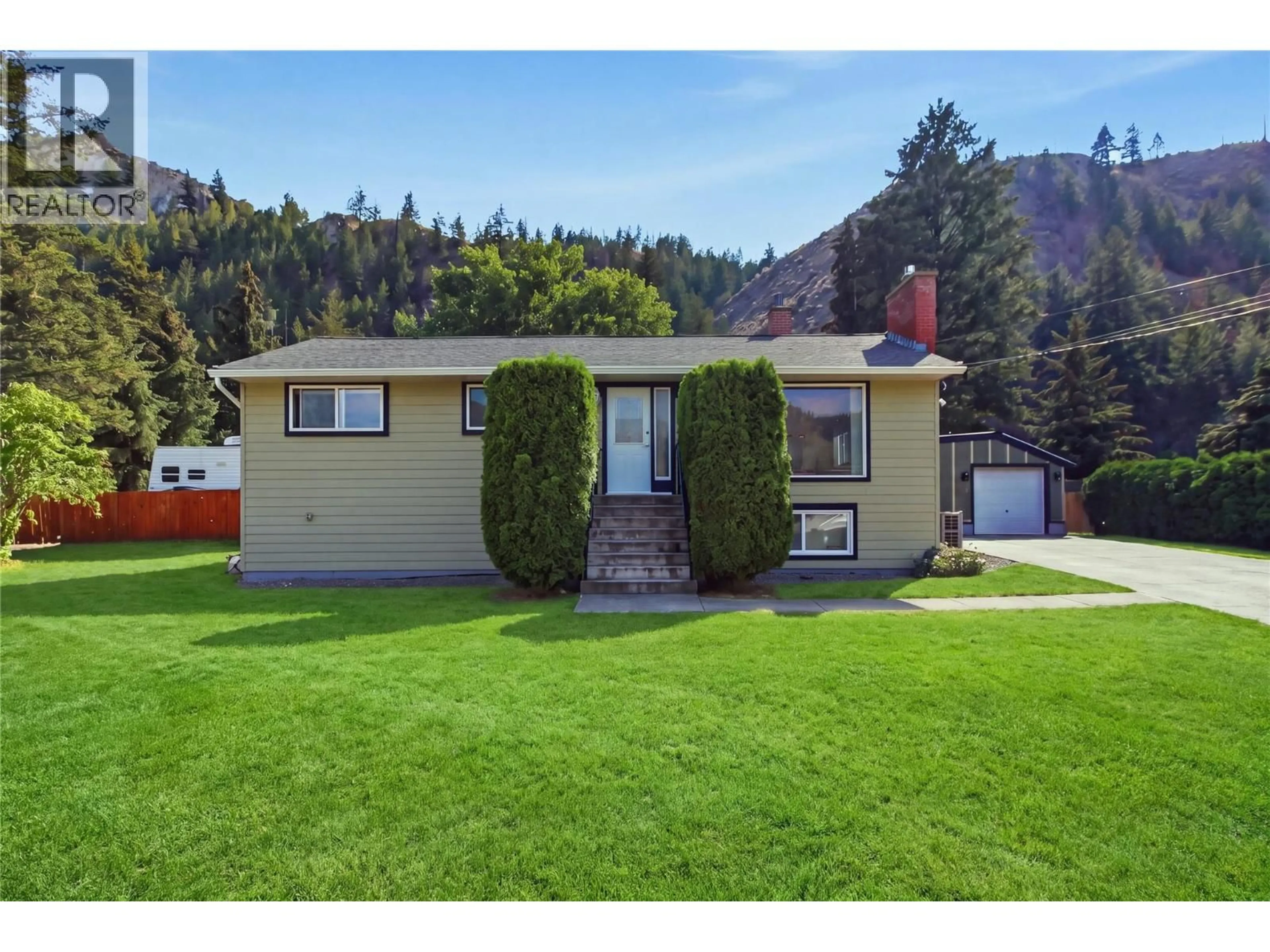 Home with vinyl exterior material, unknown for 5697 DALLAS DRIVE, Kamloops British Columbia V2C4W9