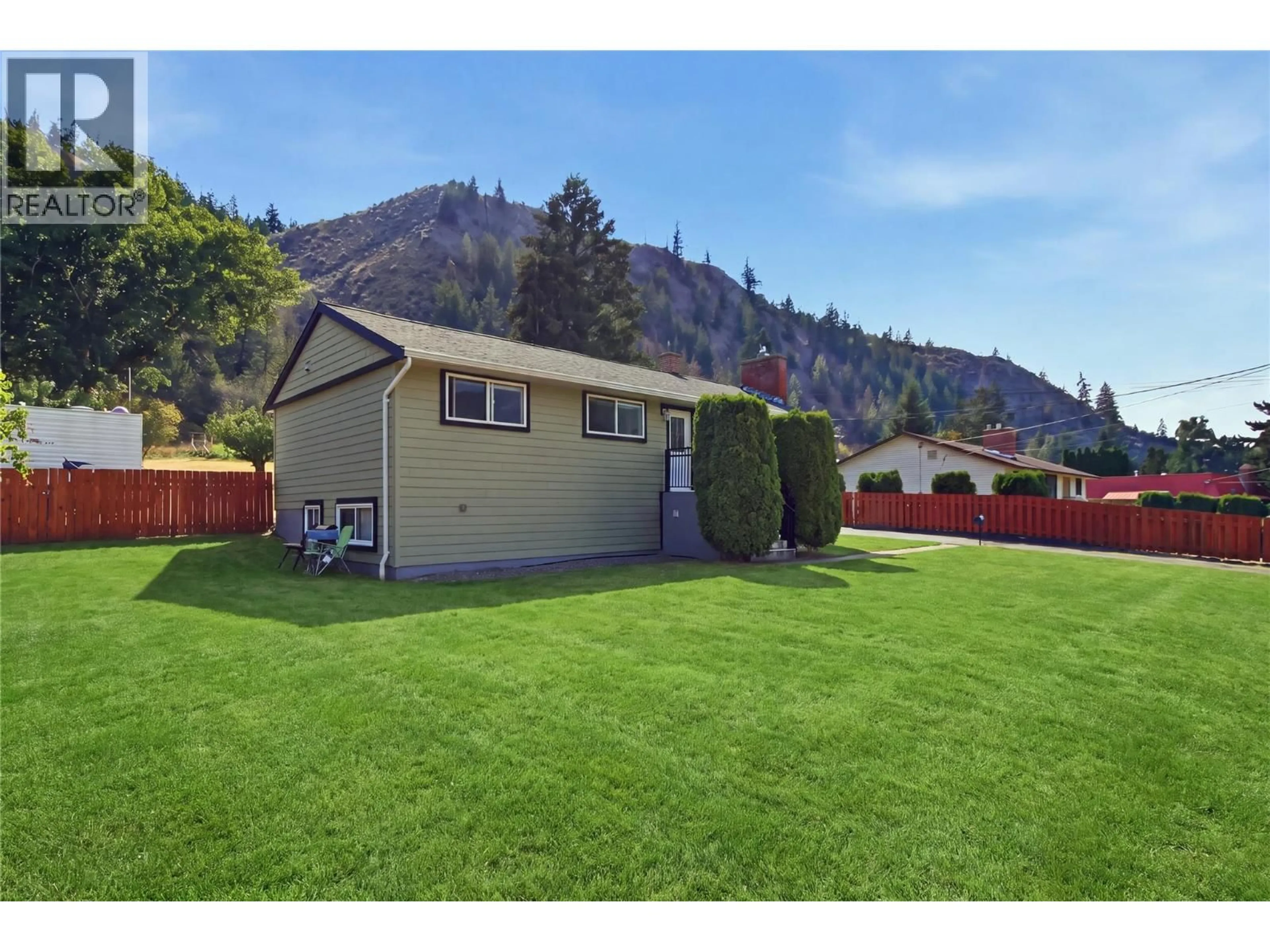 Home with vinyl exterior material, mountain view for 5697 DALLAS DRIVE, Kamloops British Columbia V2C4W9