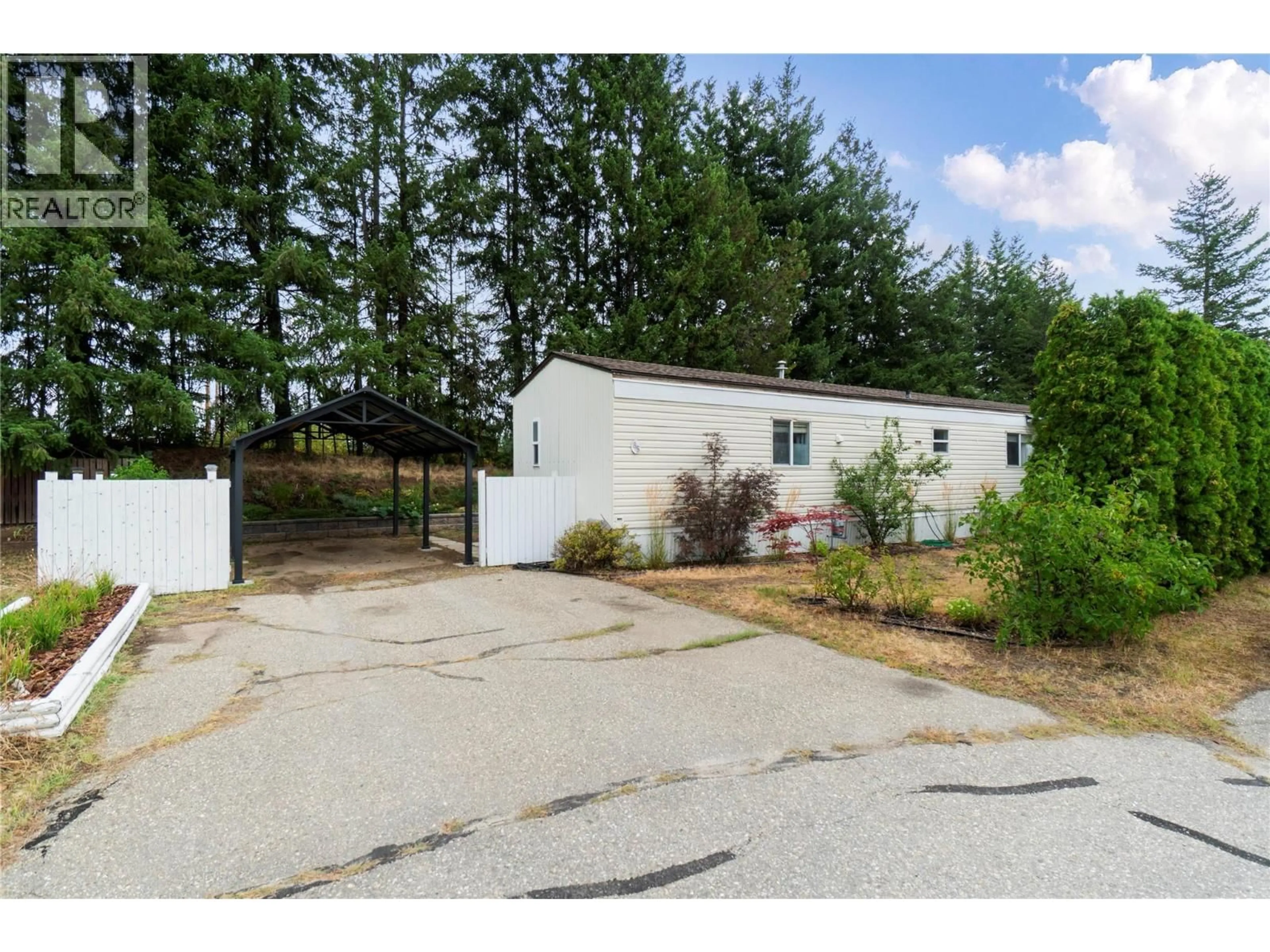 Unknown for 85 - 1361 30 STREET SOUTHEAST, Salmon Arm British Columbia V1E2N4
