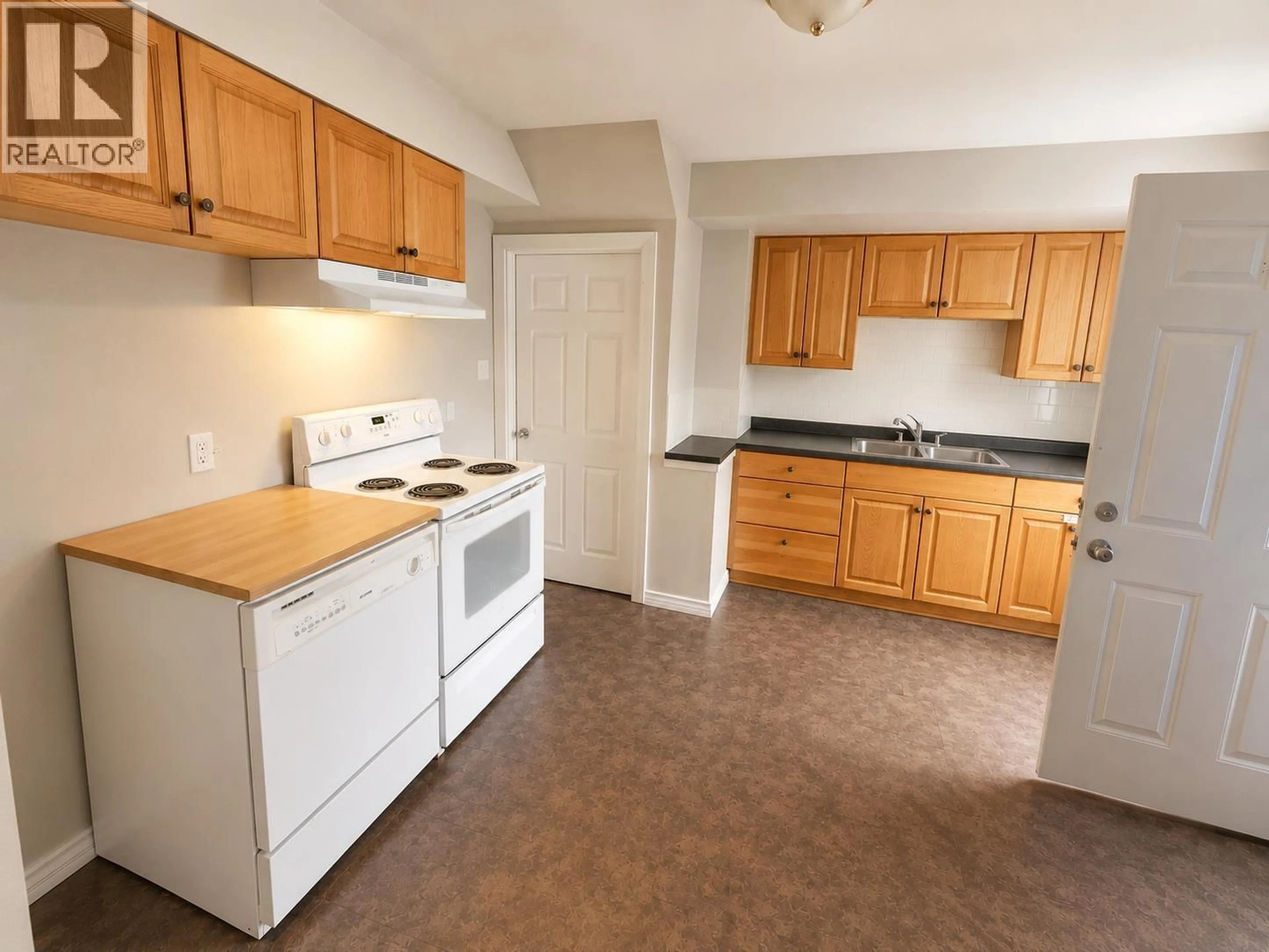 Standard kitchen, unknown for 1721 109TH AVENUE, Dawson Creek British Columbia V1G2V4