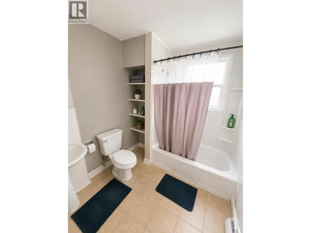 1721 109TH AVENUE, Dawson Creek 5