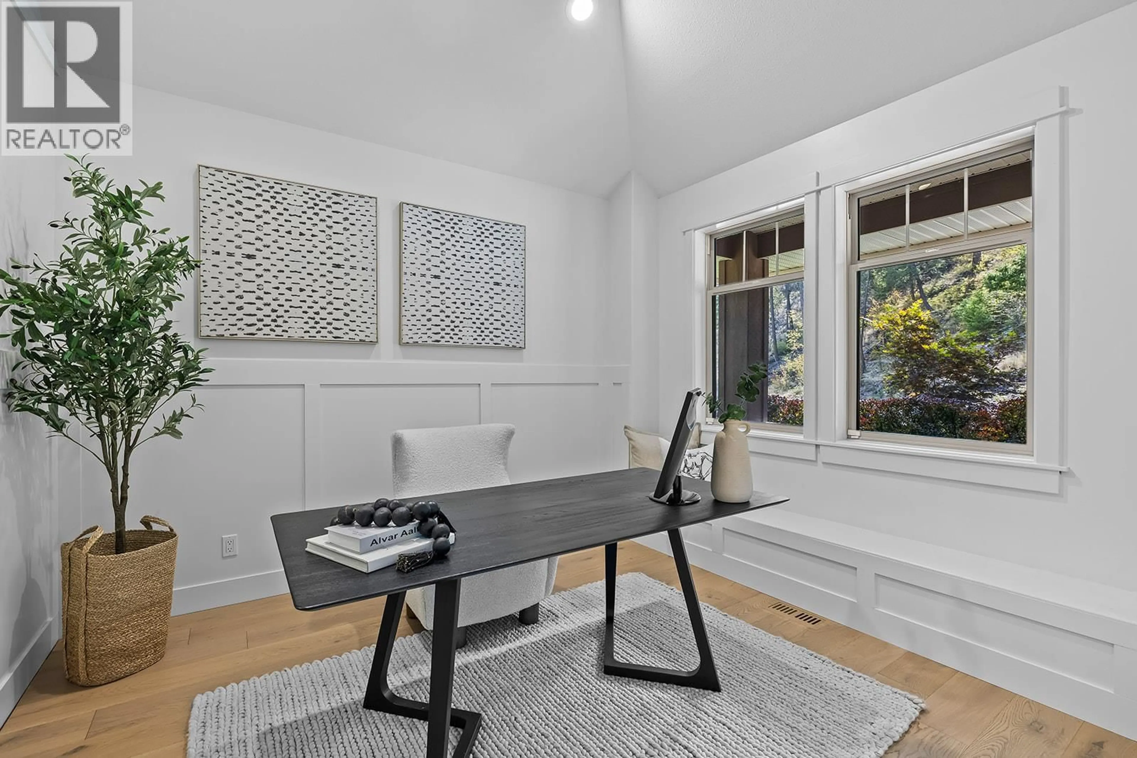 A pic of a room for 421 TUCKER COURT, Kelowna British Columbia V1V2S9