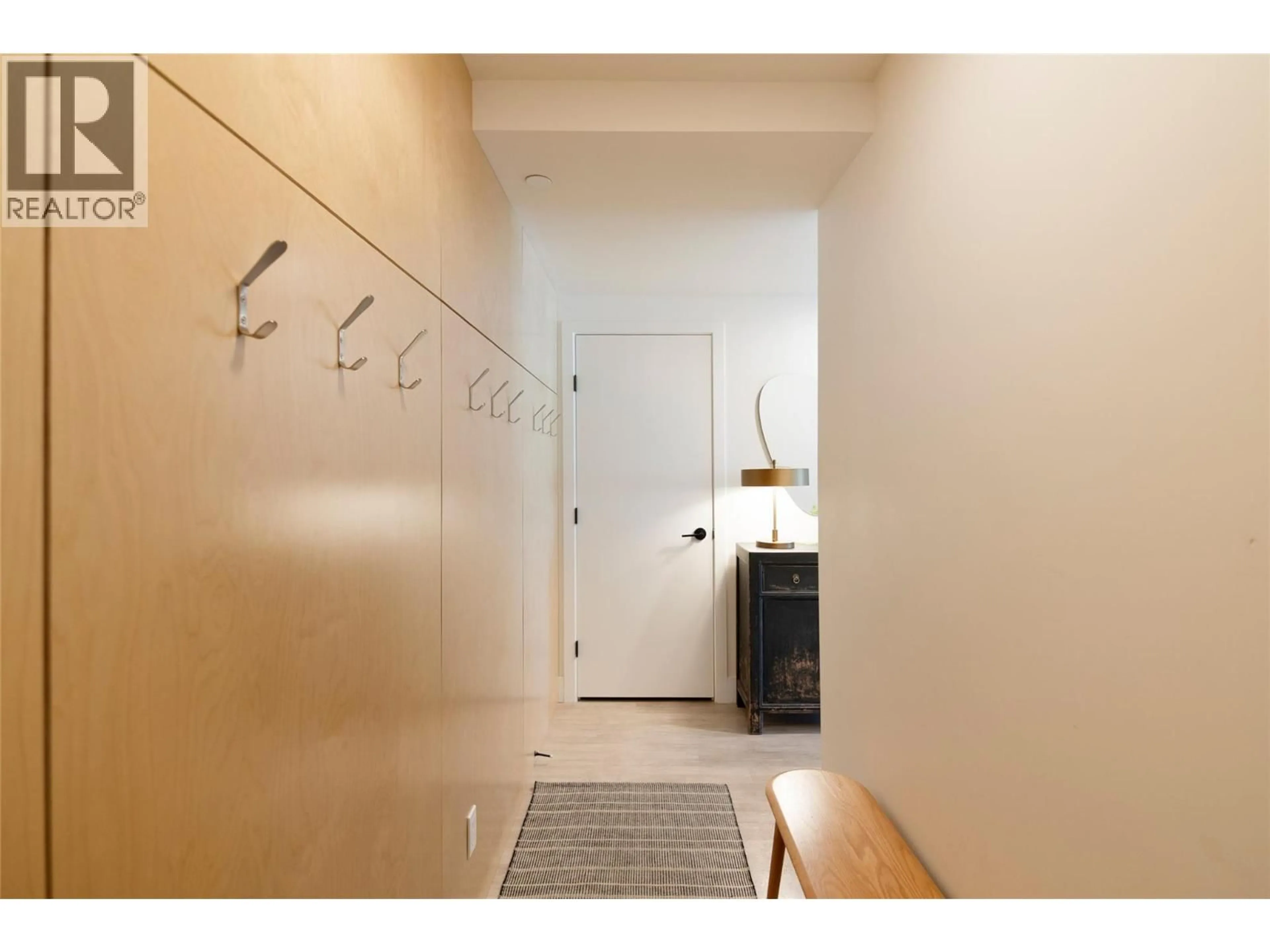 Indoor entryway for 3312 - 1701 COURSIER AVENUE, Revelstoke British Columbia V0E2S0