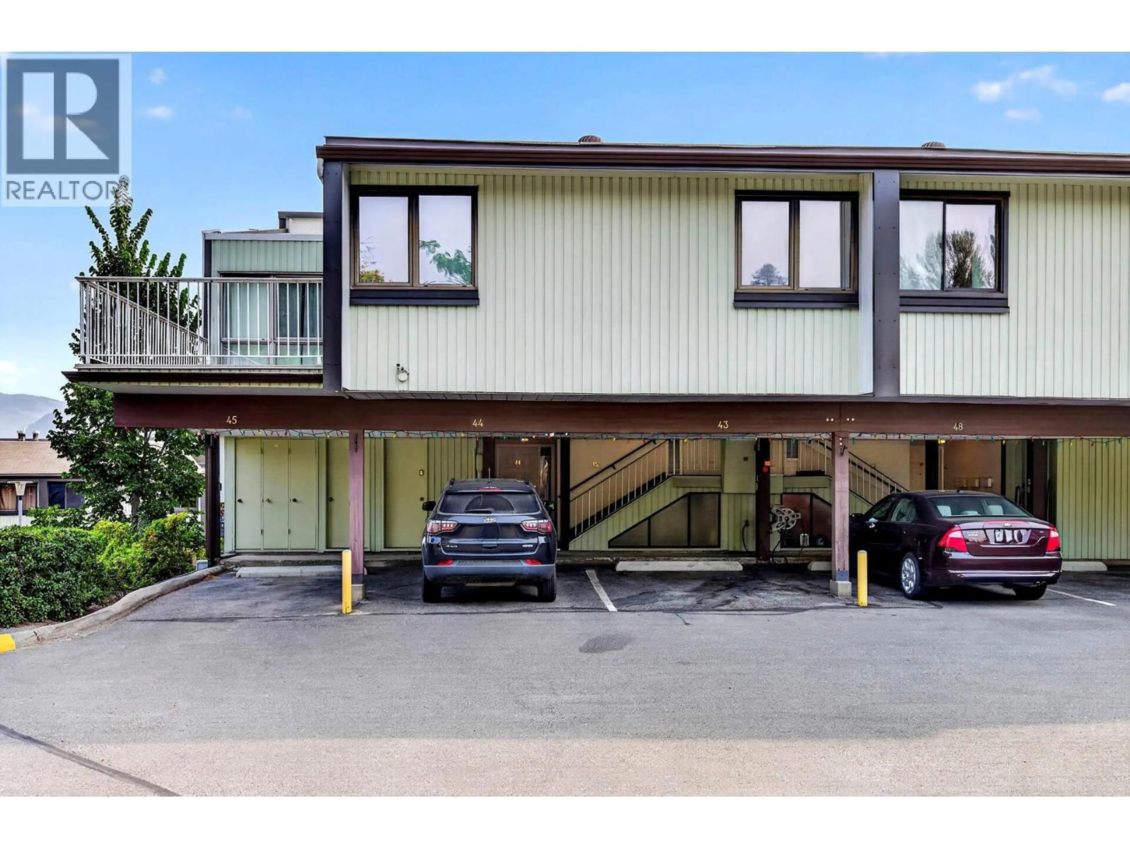 Indoor garage for 45 - 137 MCGILL ROAD, Kamloops British Columbia V2C1L9