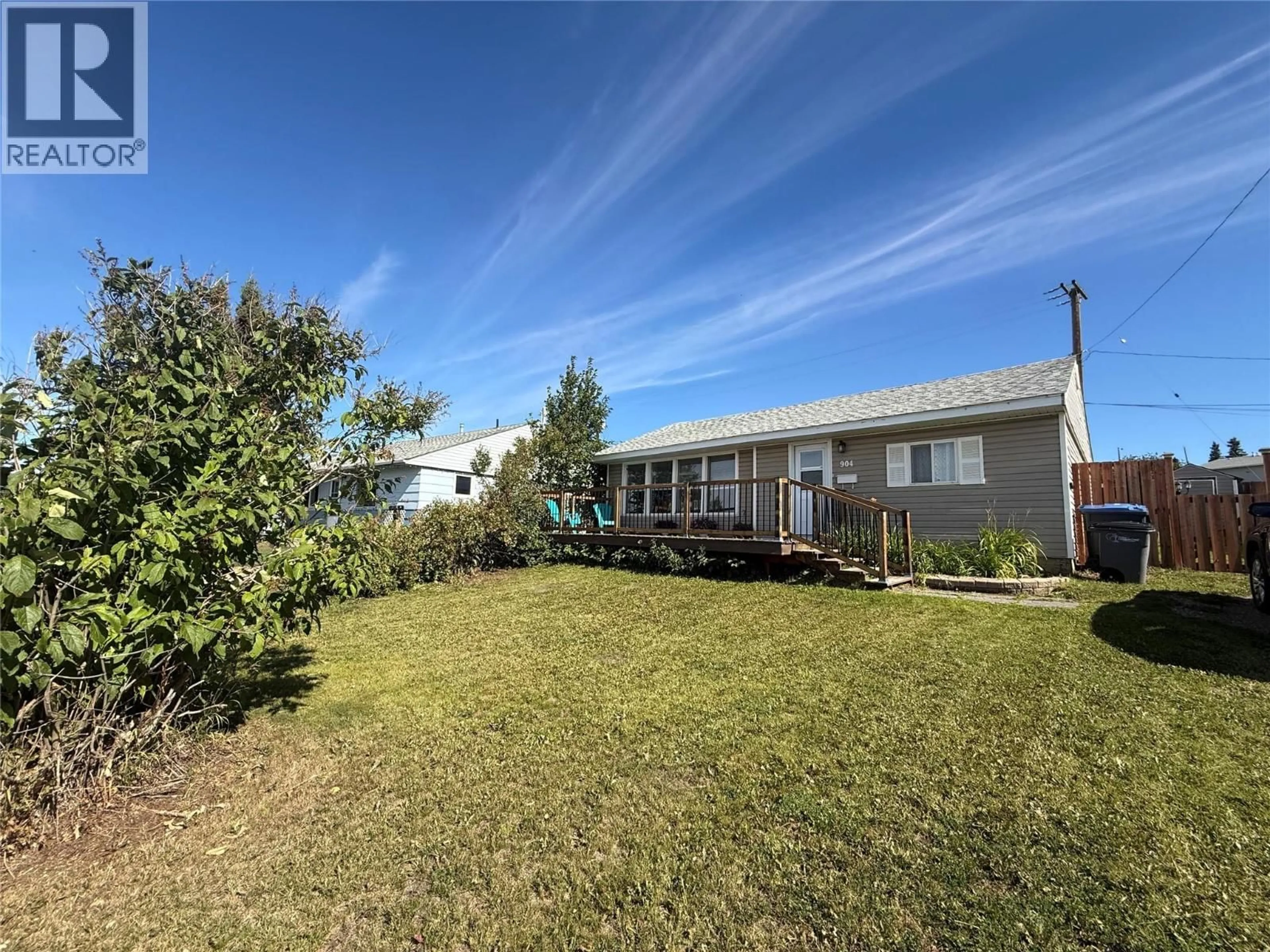 A pic from outside/outdoor area/front of a property/back of a property/a pic from drone, unknown for 904 CORNWALL CRESCENT, Dawson Creek British Columbia V1G1N9