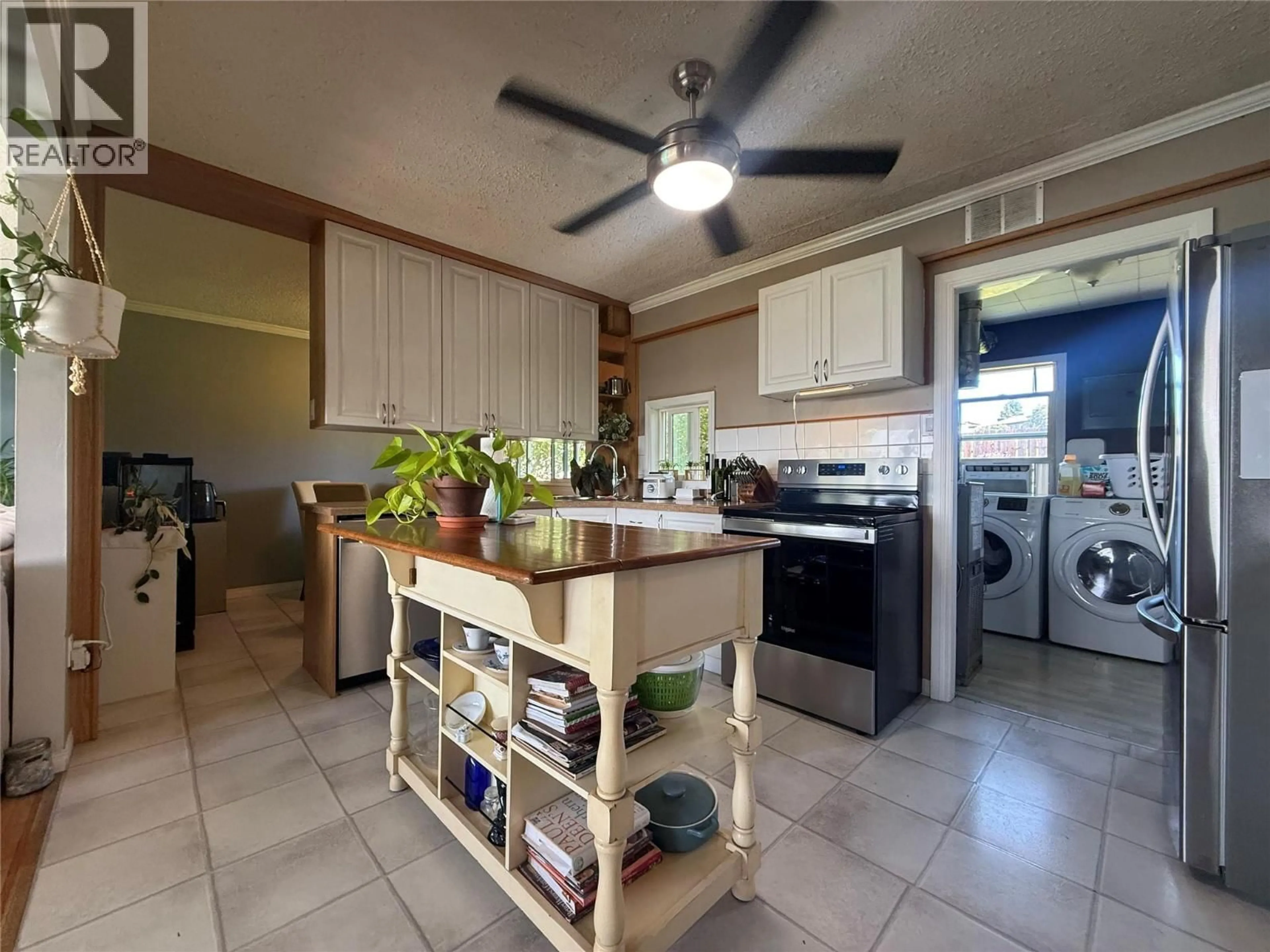 Unknown for 904 CORNWALL CRESCENT, Dawson Creek British Columbia V1G1N9