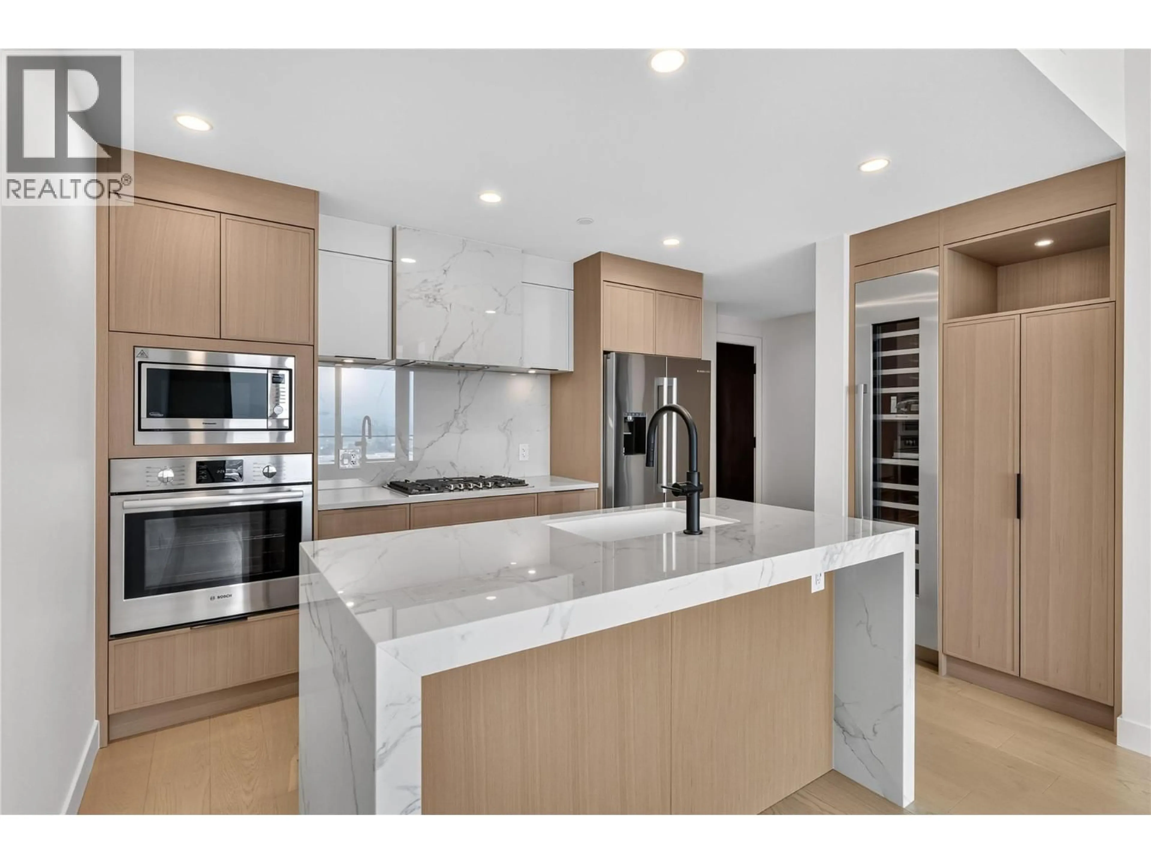 Contemporary kitchen, ceramic/tile floor for 1604 - 3700 CAPOZZI ROAD, Kelowna British Columbia V1W0J5