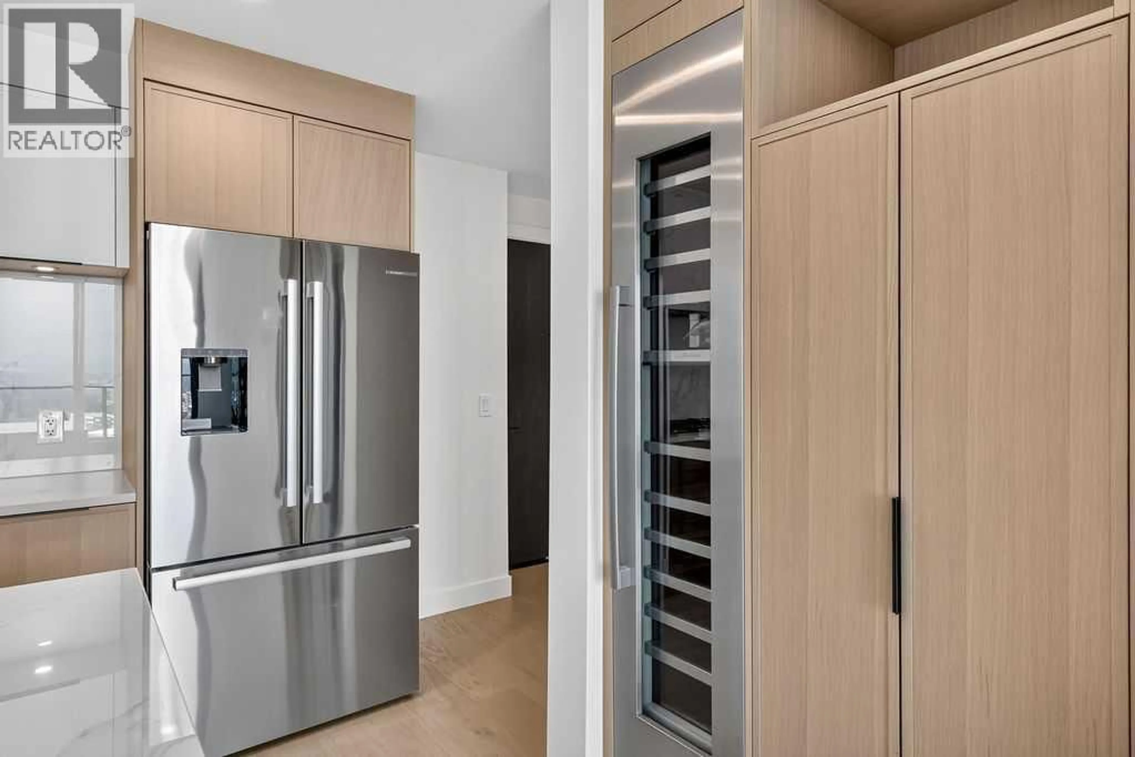 Contemporary kitchen, unknown for 1604 - 3700 CAPOZZI ROAD, Kelowna British Columbia V1W0J5