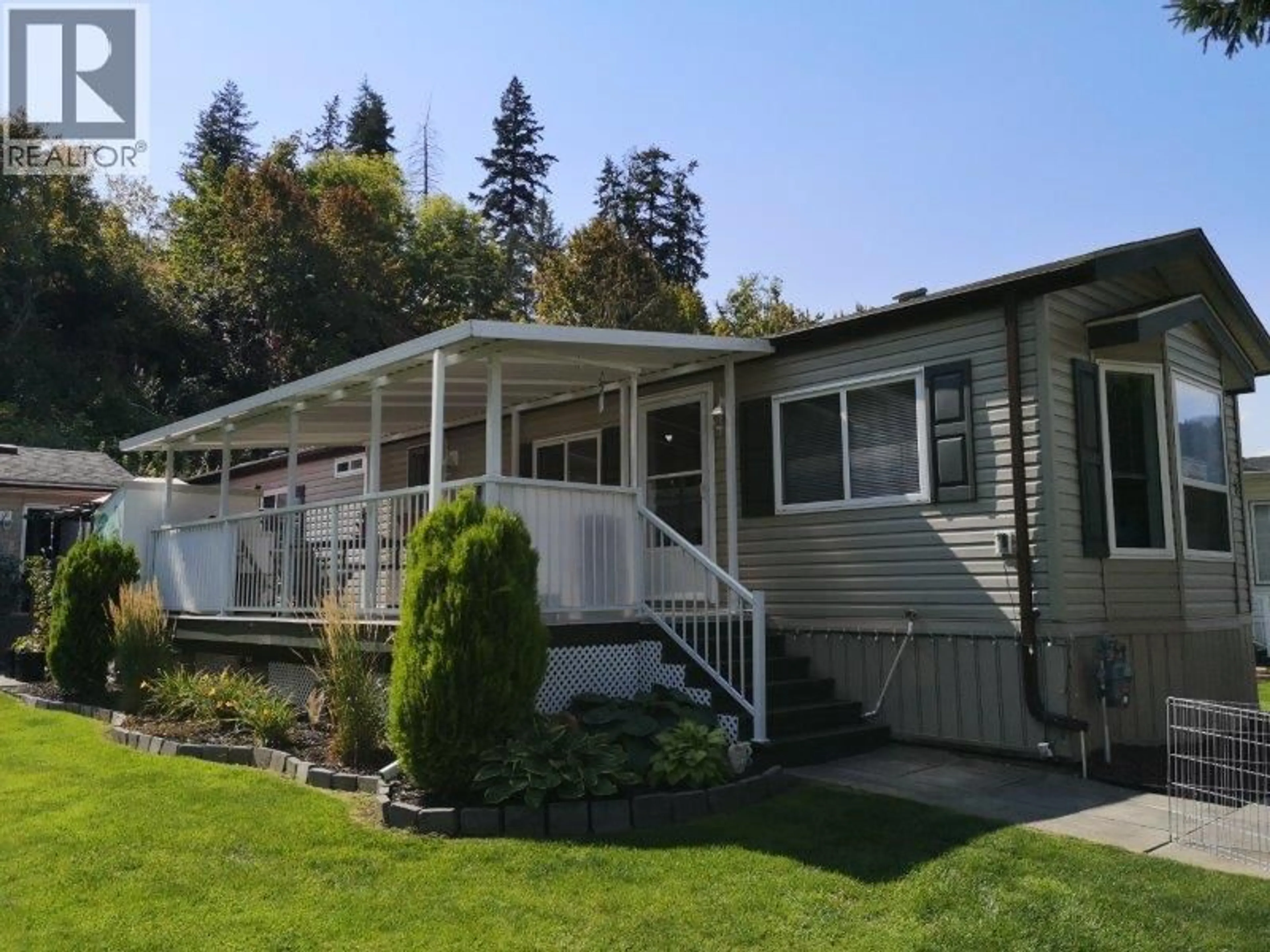 Home with vinyl exterior material, unknown for 28 - 1250 HILLSIDE AVENUE, Chase British Columbia V0E1M0