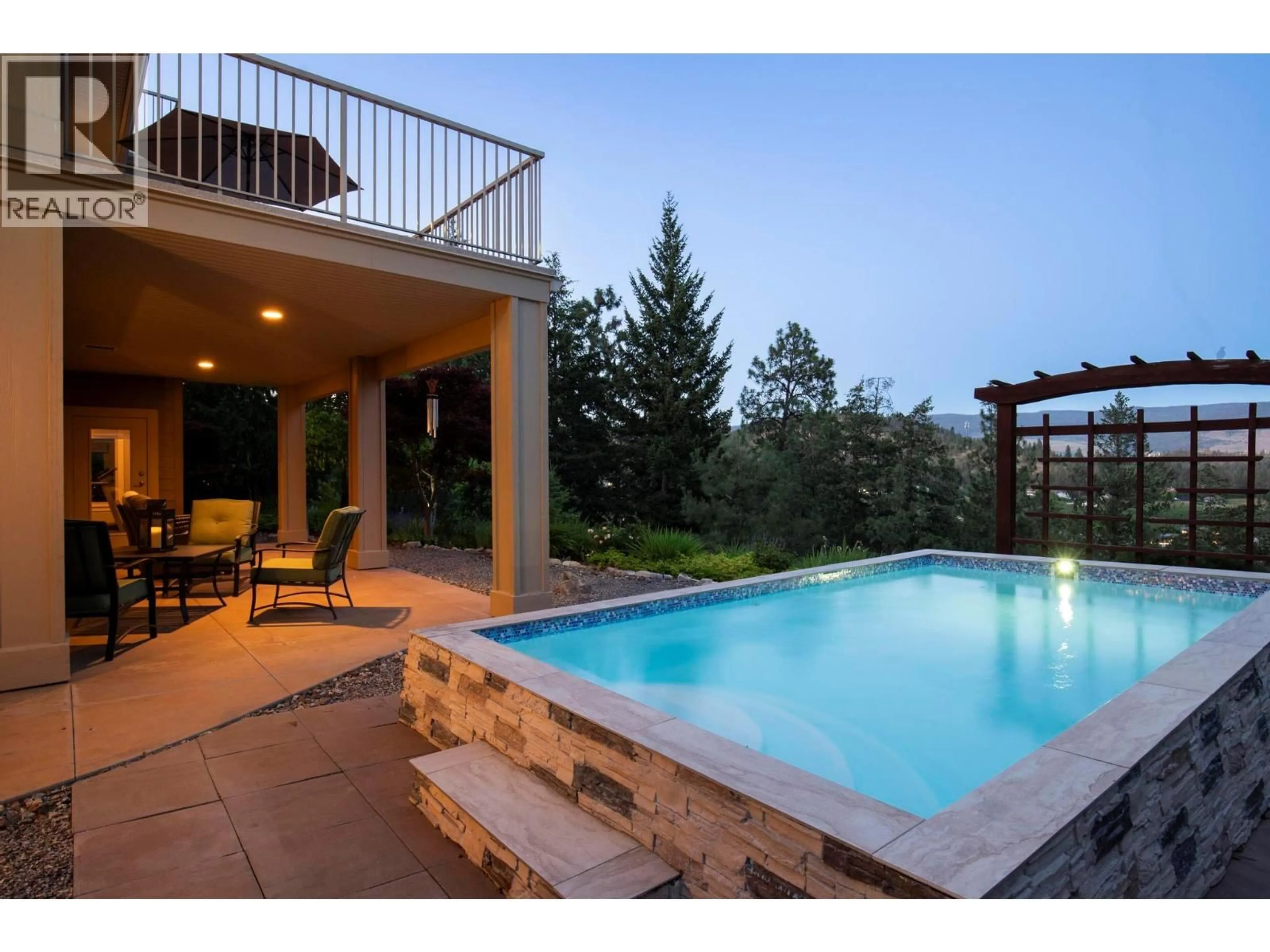 Pool for 471 LONG RIDGE DRIVE, Kelowna British Columbia V1V2R9