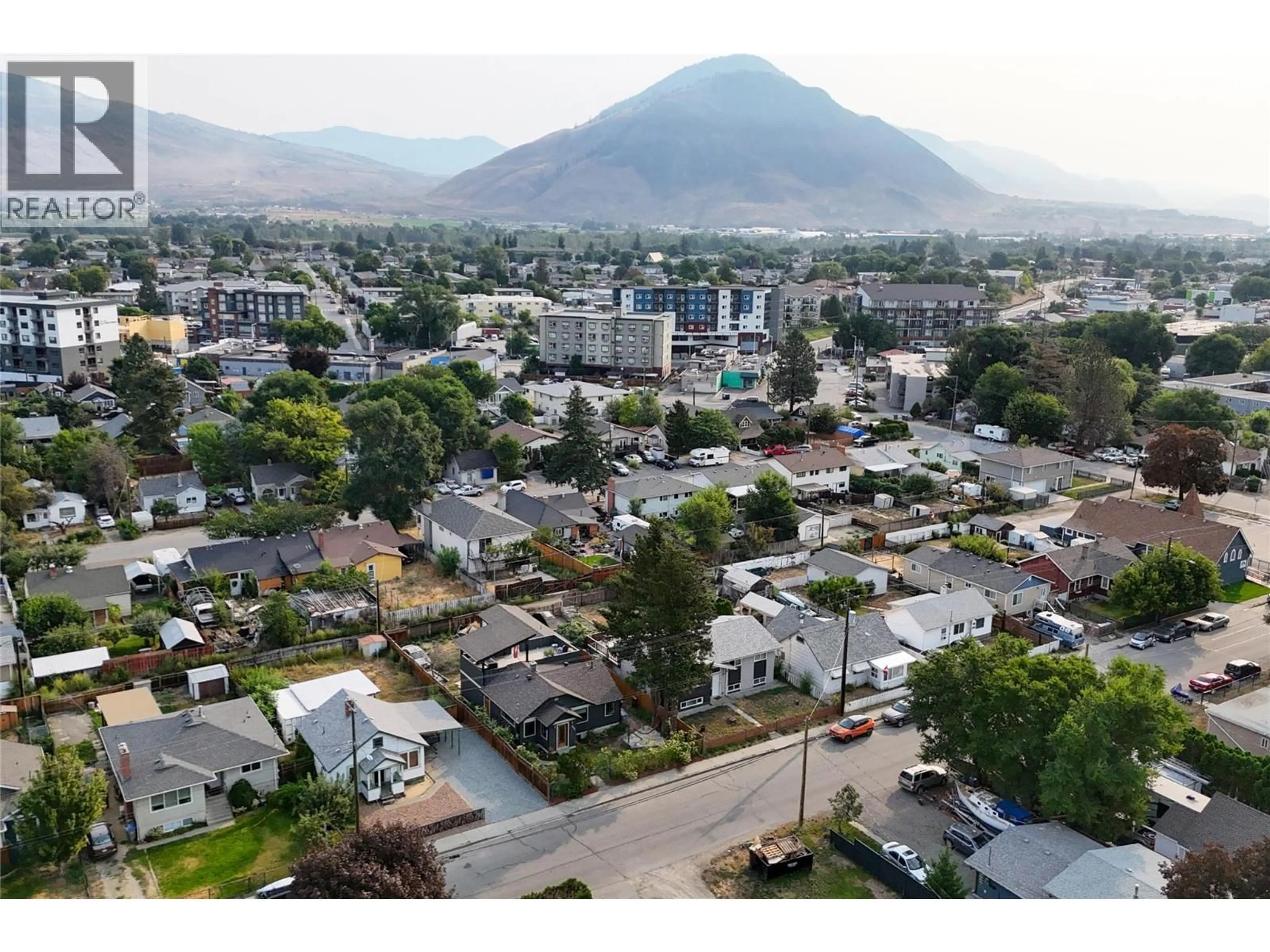 A pic from outside/outdoor area/front of a property/back of a property/a pic from drone, mountain view for 364 ROYAL AVENUE, Kamloops British Columbia V2B3P5