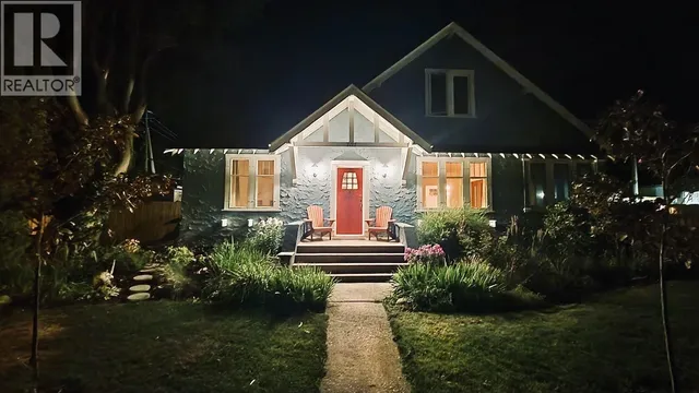 701 BROADWAY STREET WEST, Nakusp 5