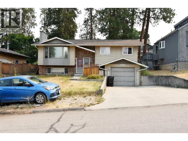 3907 17 STREET, Vernon 5