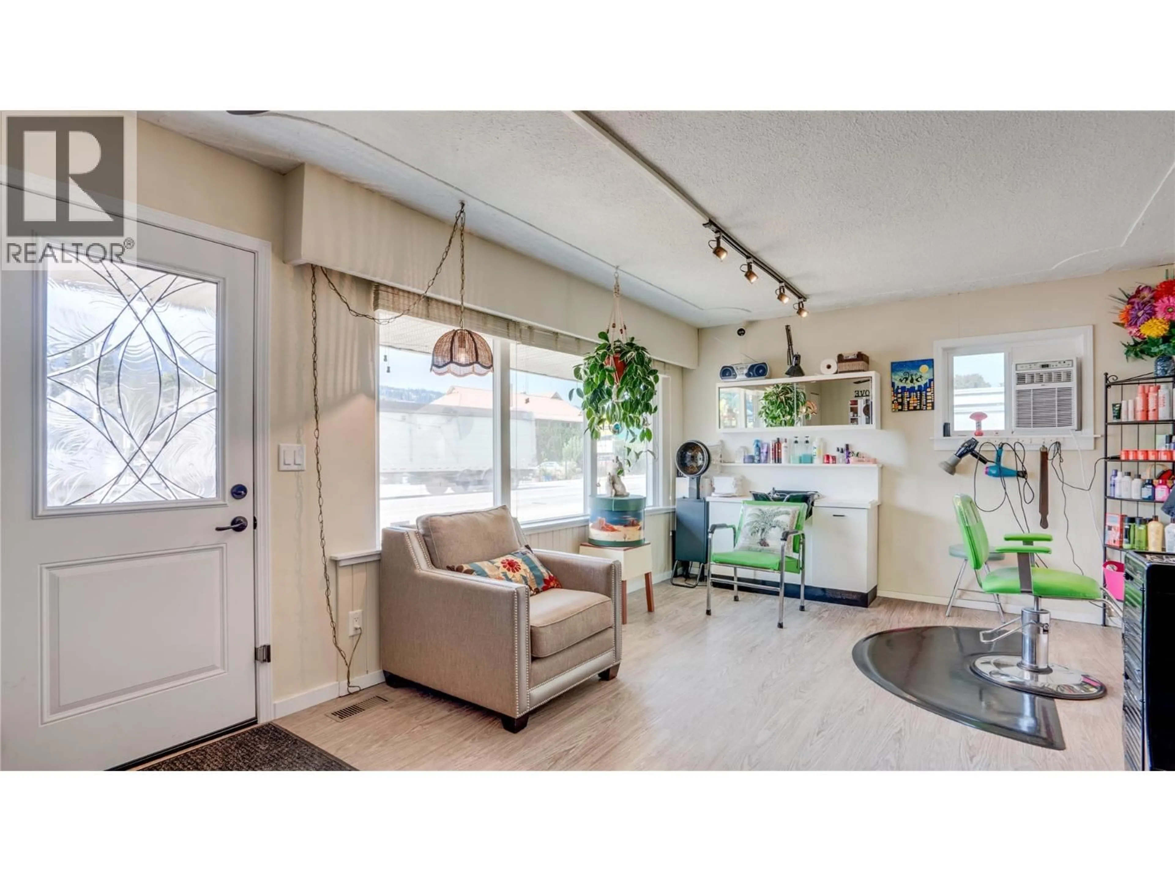 Open concept kitchen, unknown for 1007 GEORGE STREET, Enderby British Columbia V0E1V0