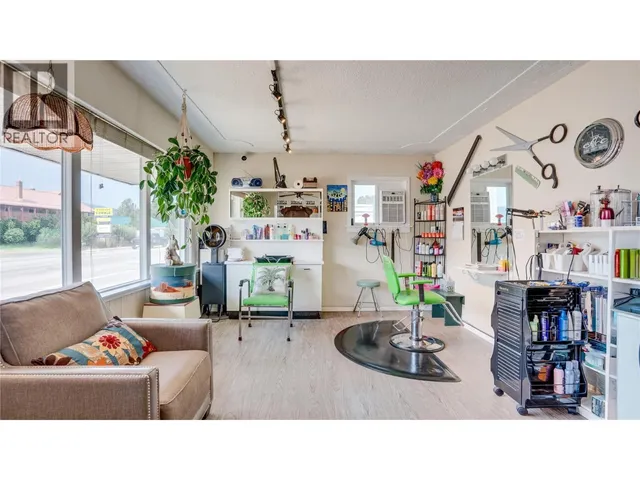 1007 GEORGE STREET, Enderby 5