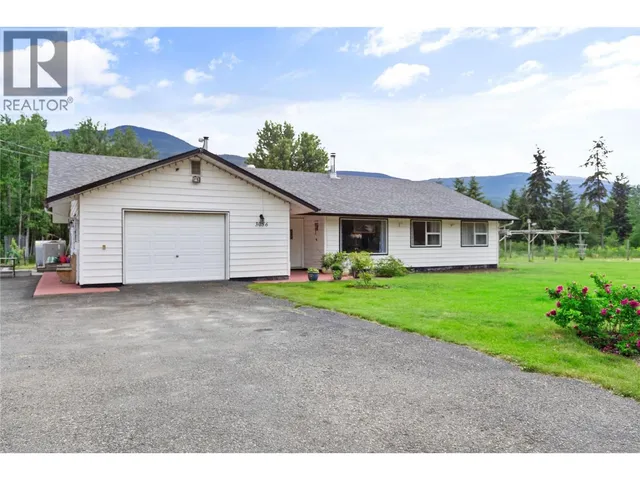 3056 HARMON ROAD, Vavenby 2
