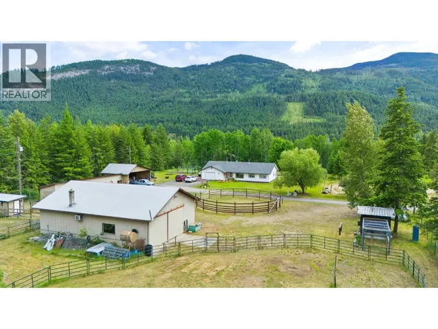3056 HARMON ROAD, Vavenby 4