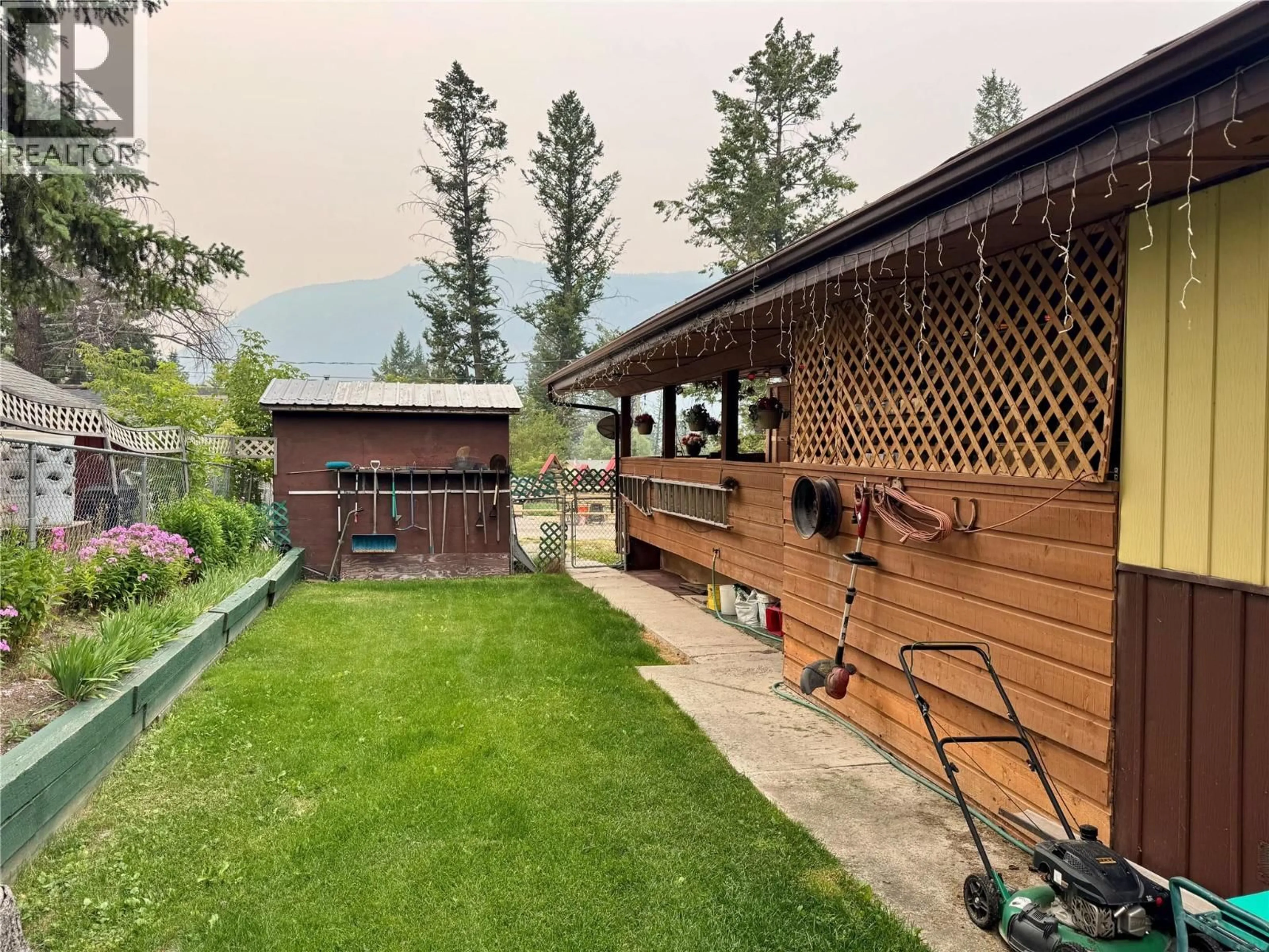 Unknown for 4784 SELKIRK AVENUE, Edgewater British Columbia V0A1E0