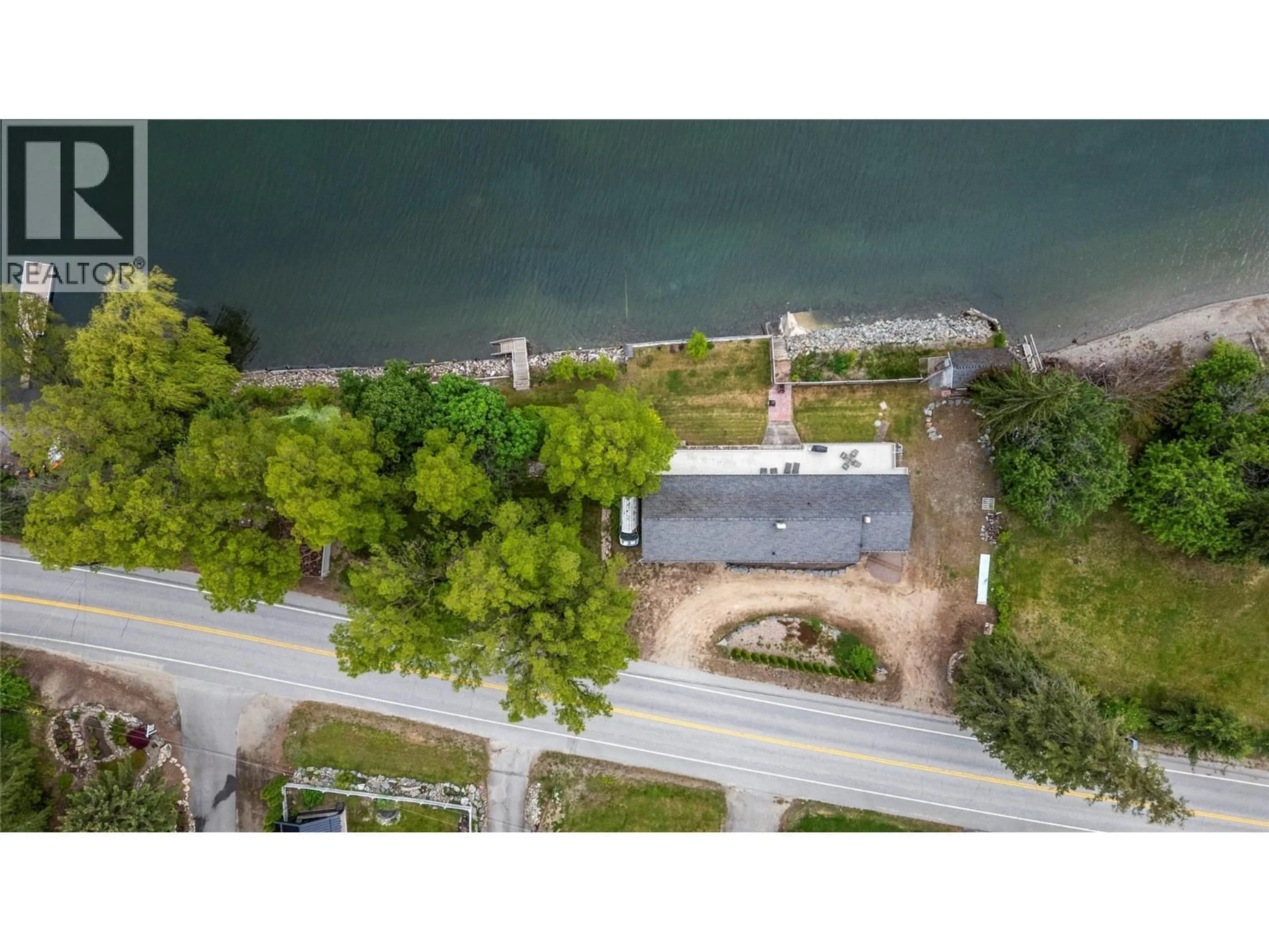 A pic from outside/outdoor area/front of a property/back of a property/a pic from drone, water/lake/river/ocean view for 2437 BLIND BAY ROAD, Blind Bay British Columbia V0E1H1