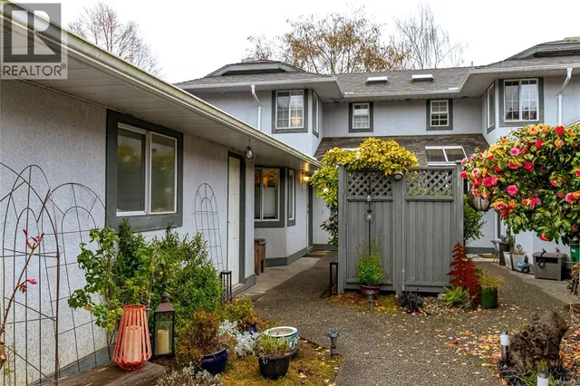14 - 5110 CORDOVA BAY ROAD, Saanich 2