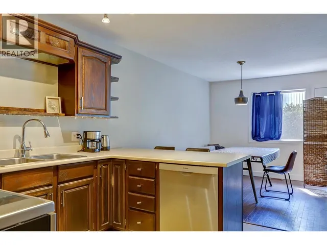 3 - 3600 PLEASANT VALLEY ROAD, Vernon 5
