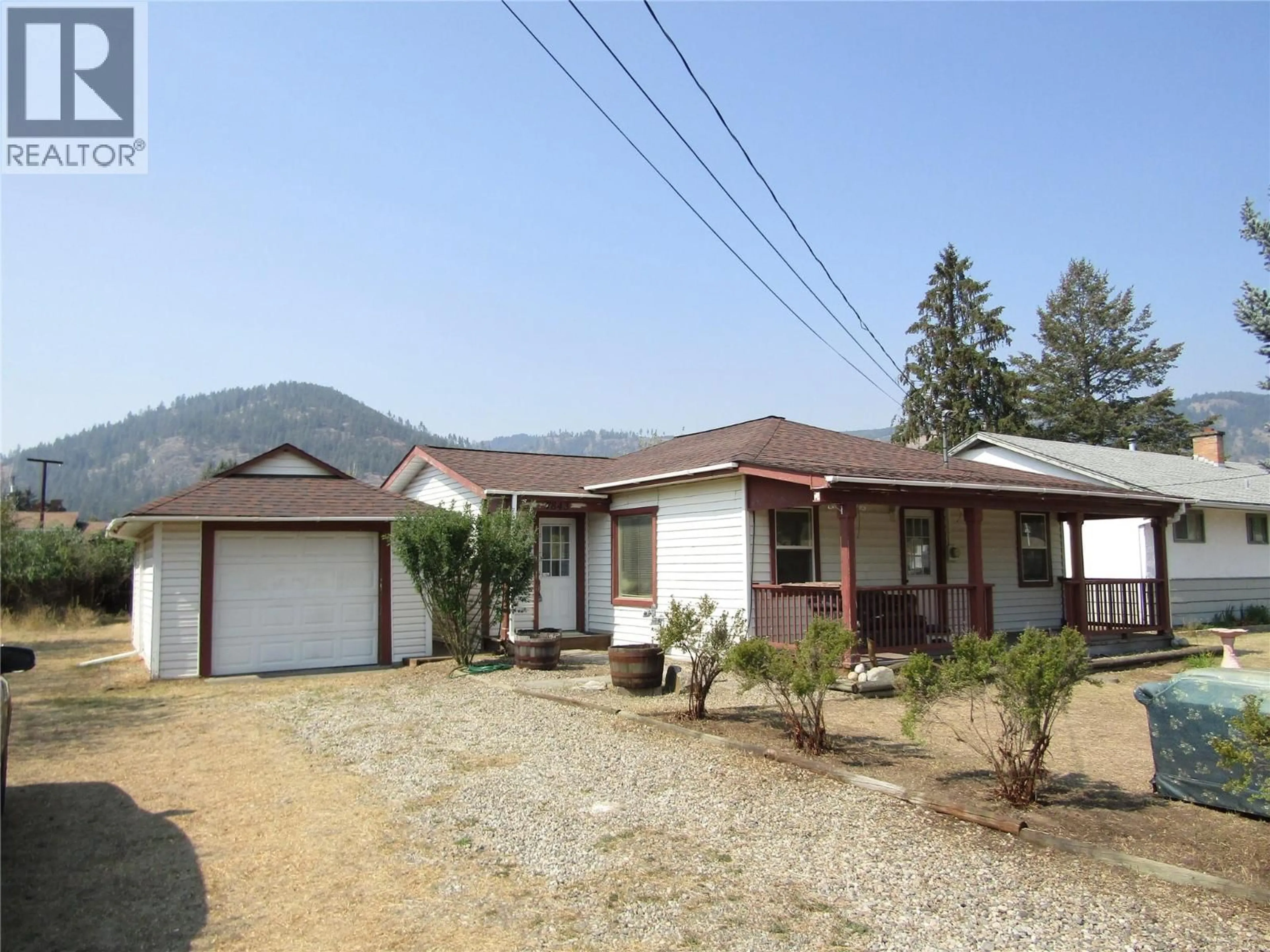Home with vinyl exterior material, street for 7843 21ST STREET, Grand Forks British Columbia V0H1H2