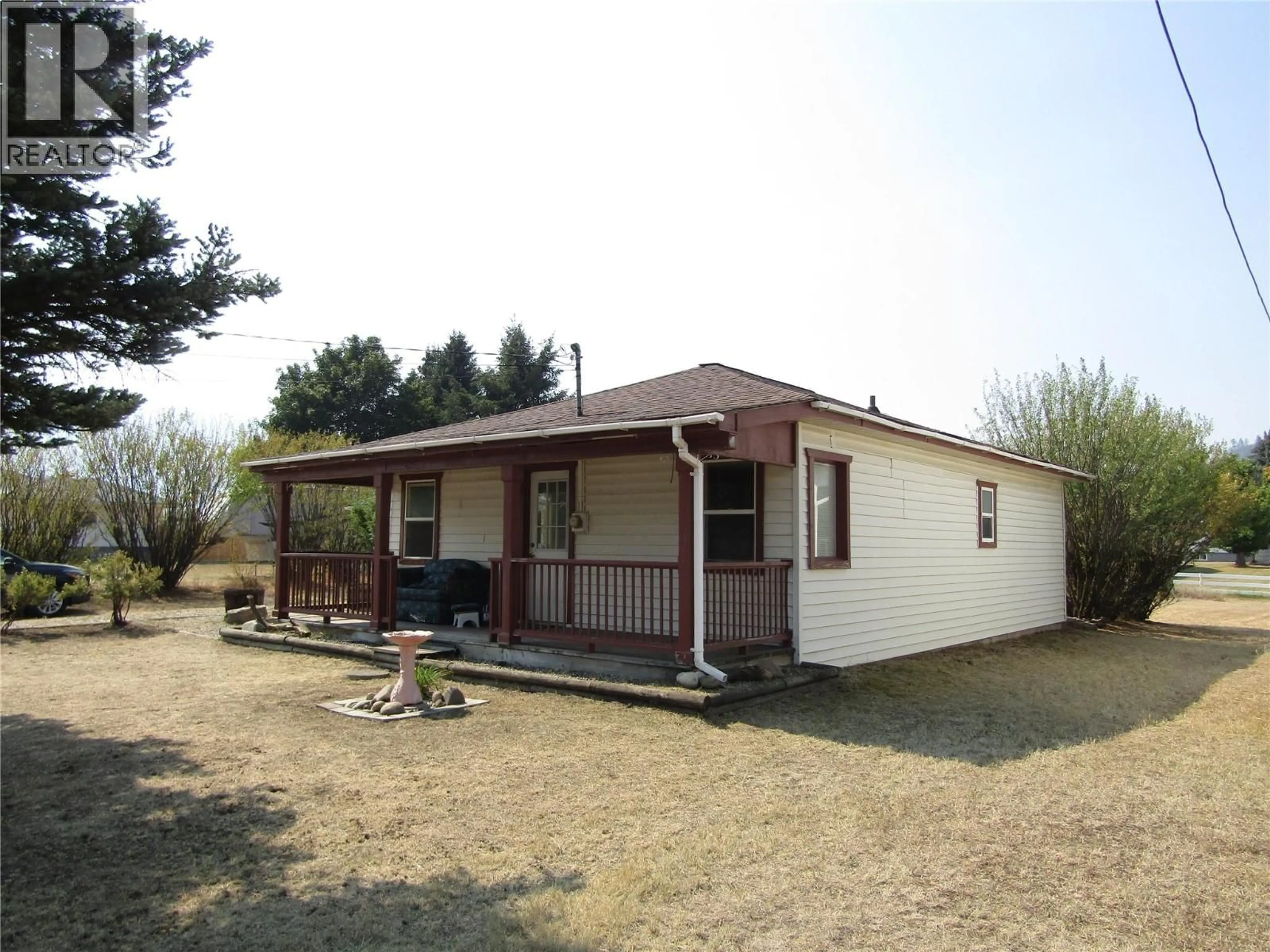 A pic from outside/outdoor area/front of a property/back of a property/a pic from drone, building for 7843 21ST STREET, Grand Forks British Columbia V0H1H2