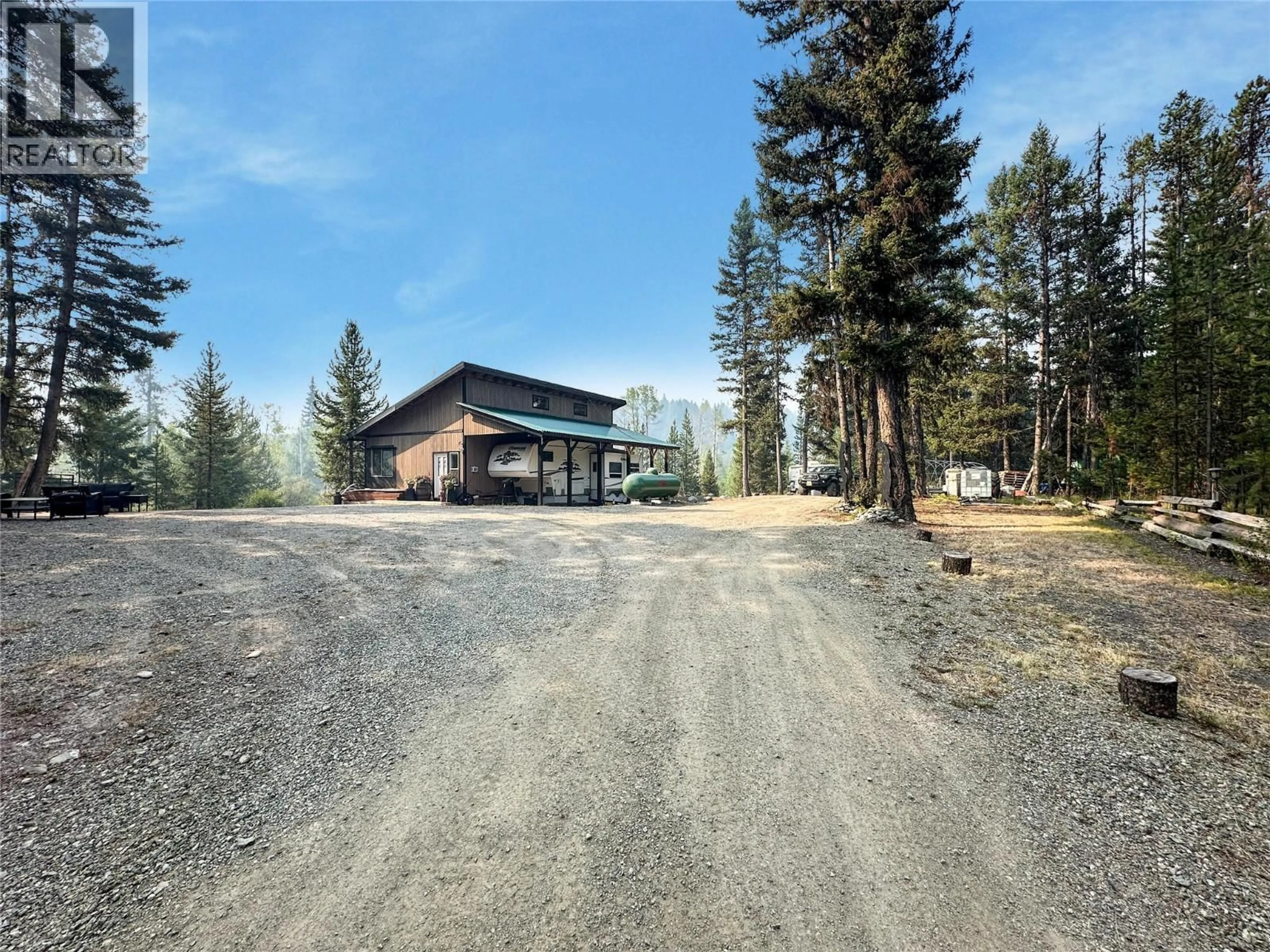 A pic from outside/outdoor area/front of a property/back of a property/a pic from drone, unknown for 2 CHICKEN ALLEY, Princeton British Columbia V0X1W0