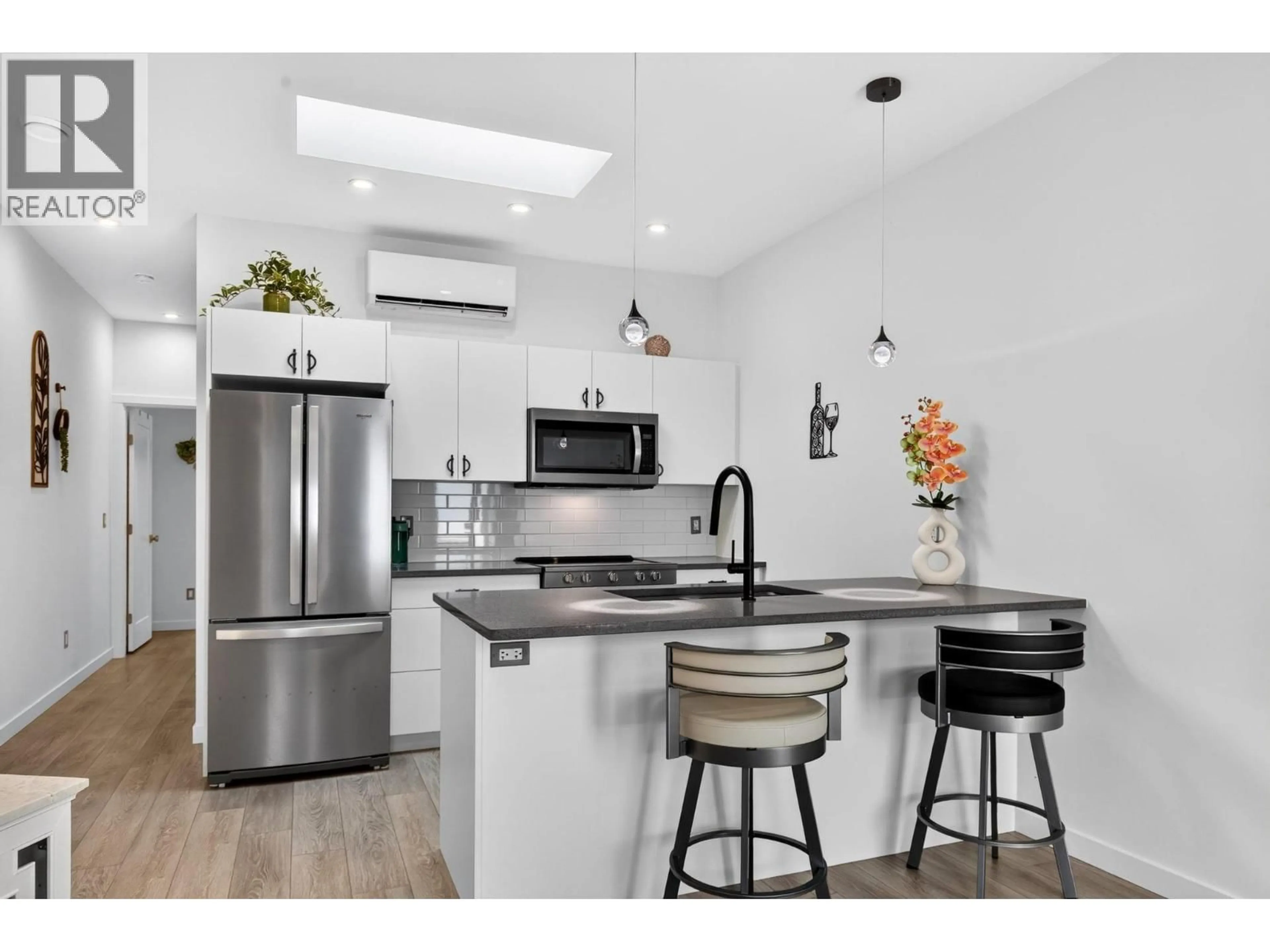 Open concept kitchen, unknown for 133D - 8900 JIM BAILEY ROAD, Kelowna British Columbia V4V0B6