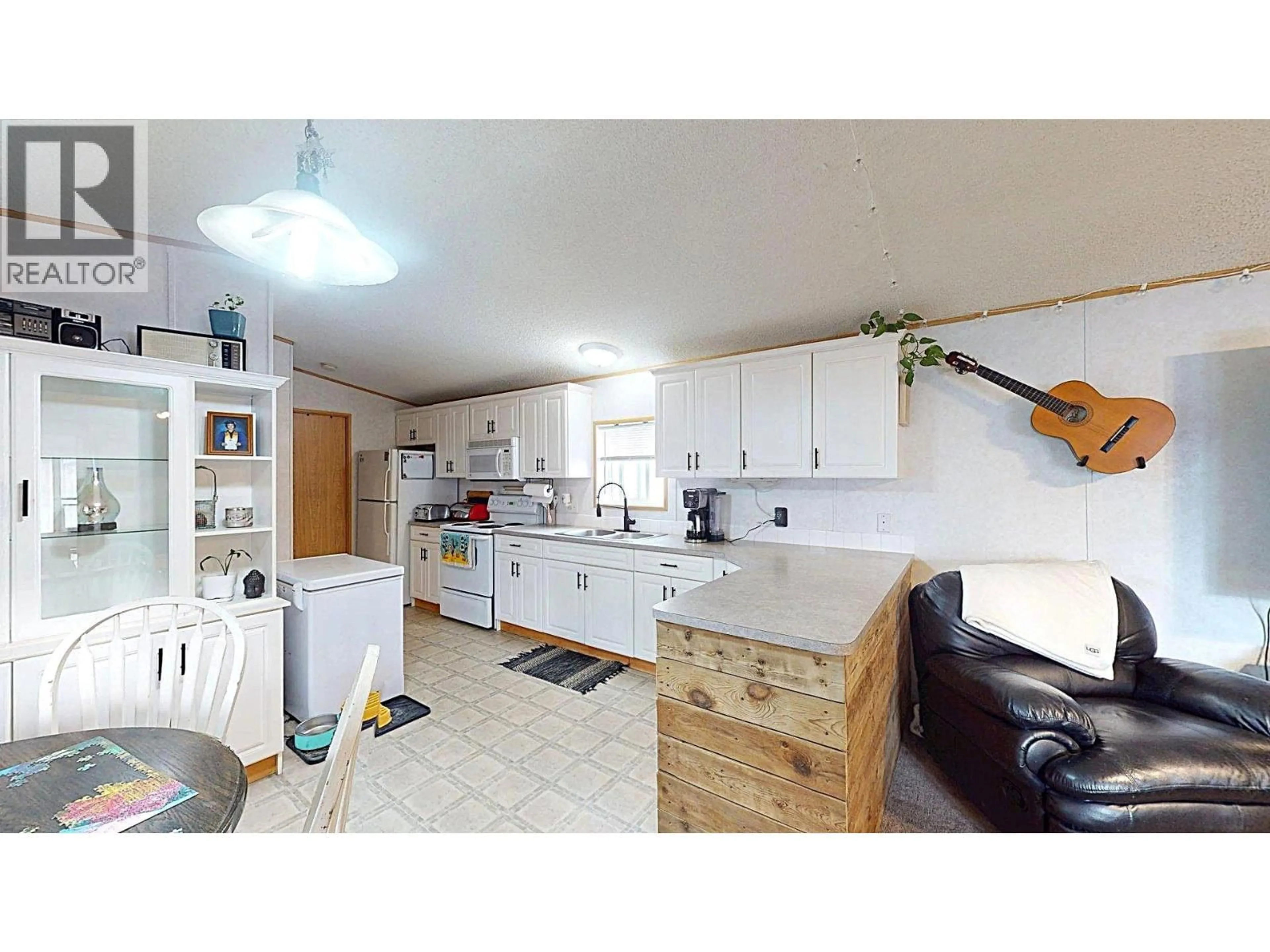 Unknown for 8 CARLING PLACE, Elkford British Columbia V0B1H0