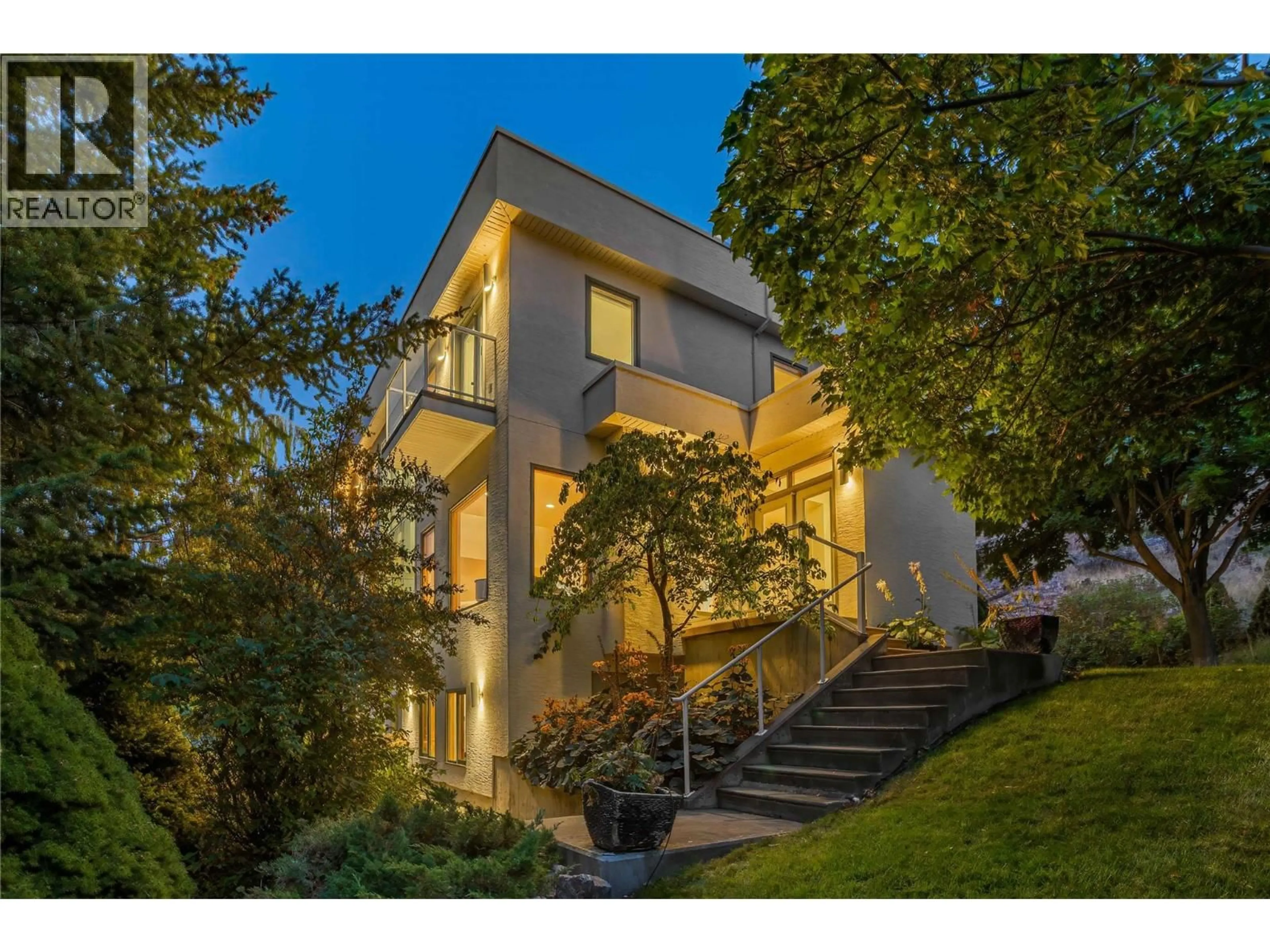 Unknown for 5851 LAKESHORE ROAD, Kelowna British Columbia V1W4J5