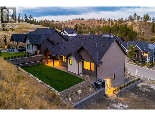 1448 WHISTLING PINE PLACE, Kelowna 2