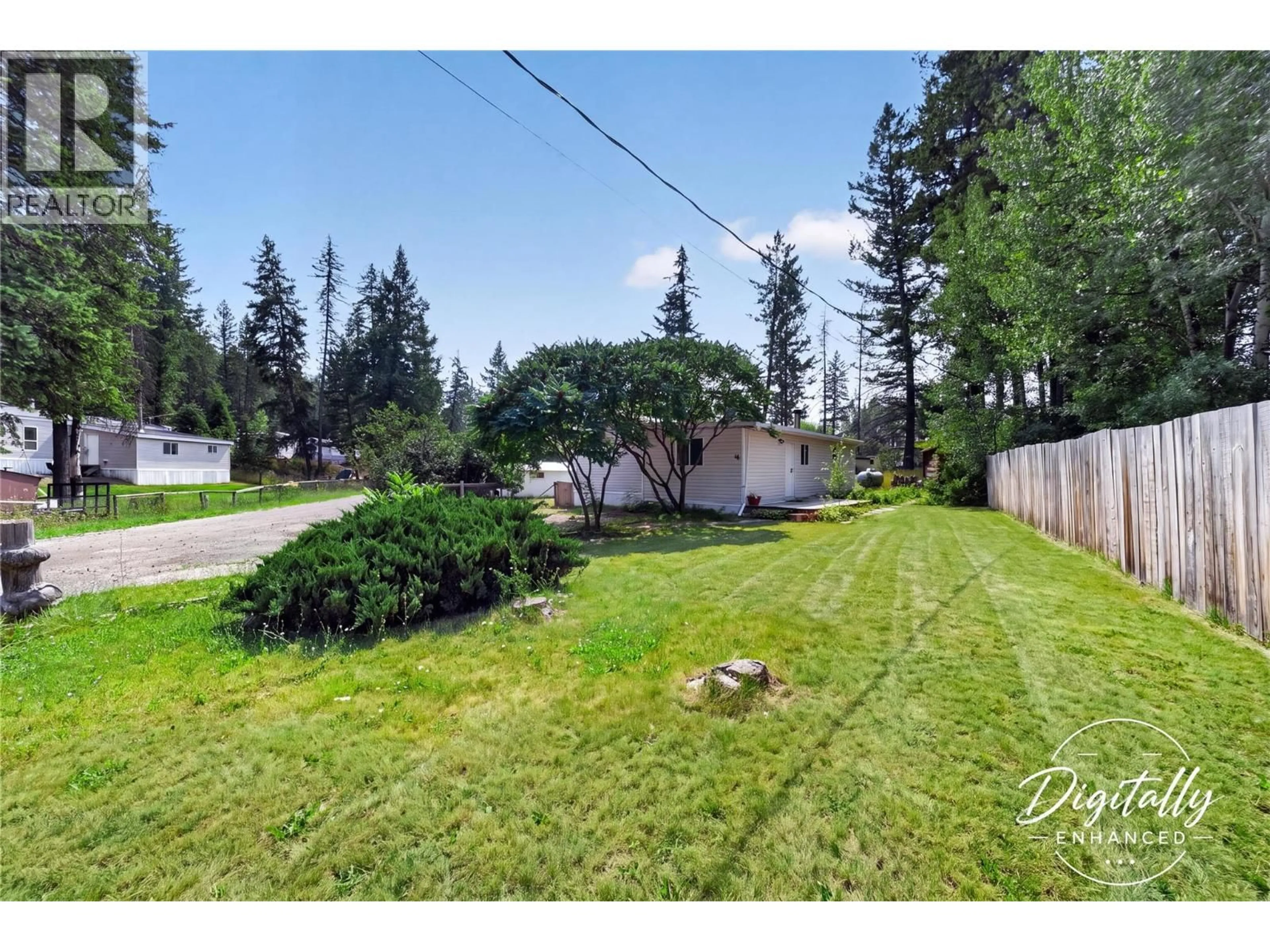 A pic from outside/outdoor area/front of a property/back of a property/a pic from drone, unknown for 16 - 8470 CAITHNESS ROAD, Elko British Columbia V0B1T3