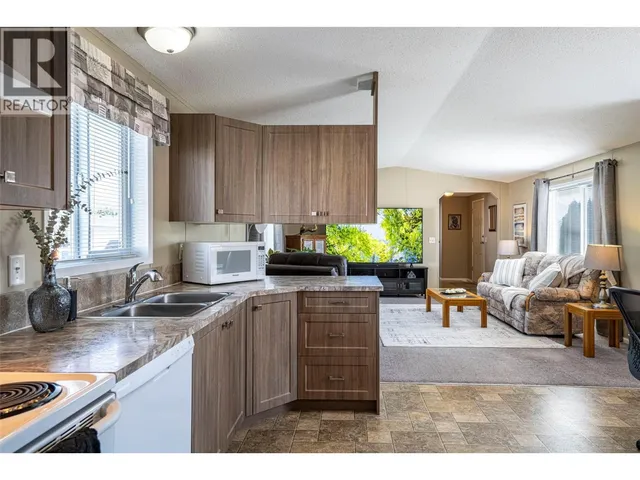 74 - 12560 WESTSIDE ROAD, Vernon 5