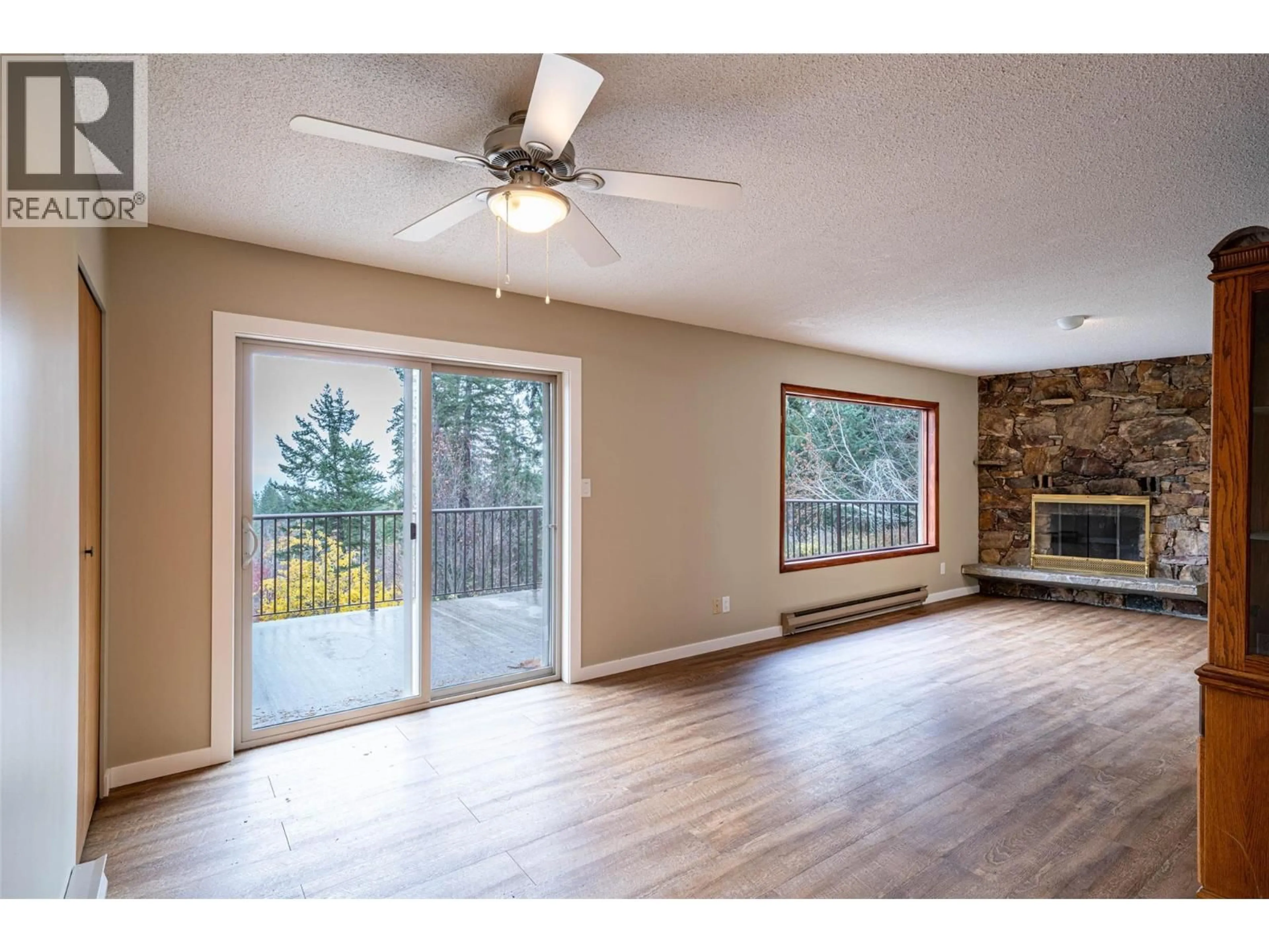 A pic of a room for 4358 CHAMBERLAINE ROAD, Spallumcheen British Columbia V4Y0M1