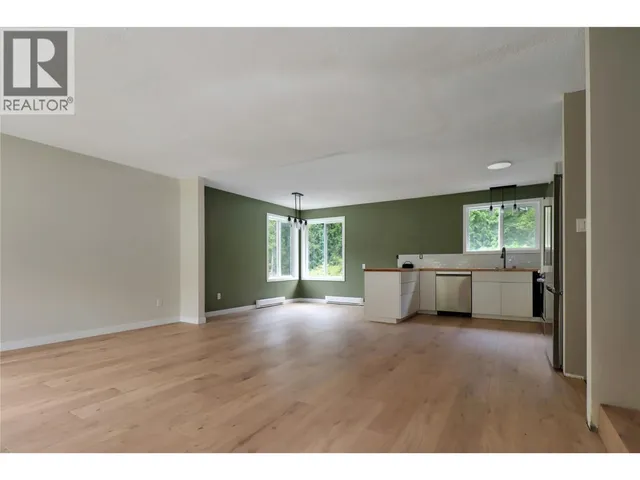 208 SCHMIDT ROAD, Clearwater 4