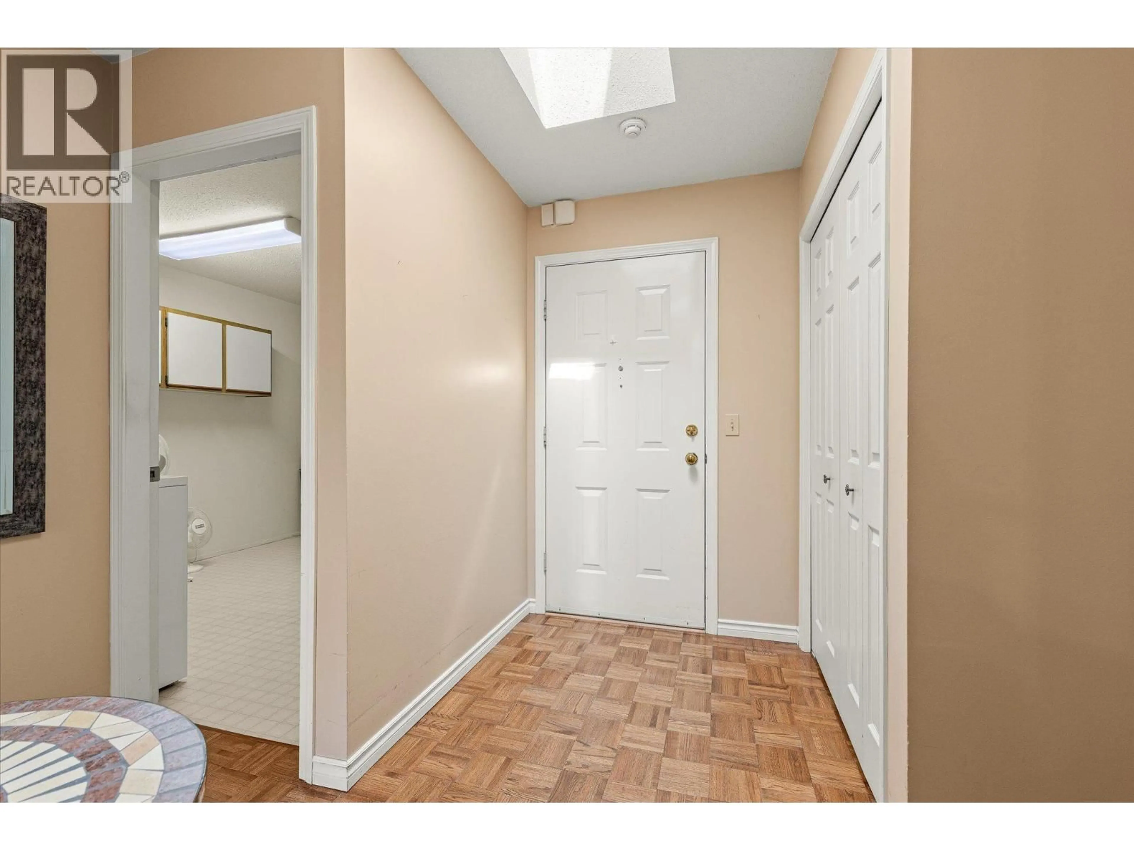 Indoor entryway for 302 - 1170 BROOKSIDE AVENUE, Kelowna British Columbia V1Y5T4