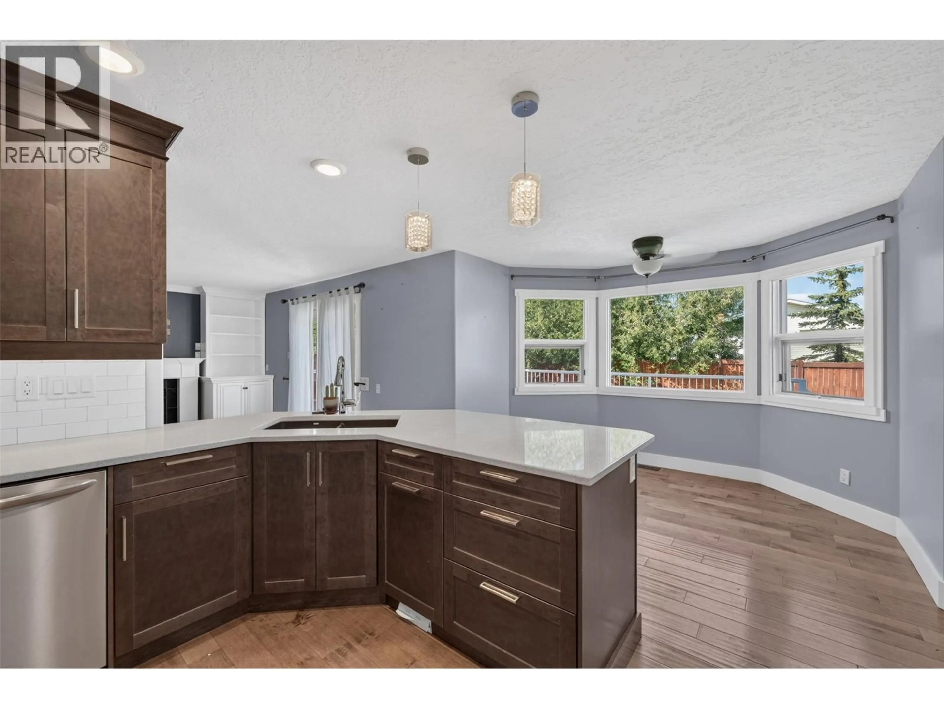 Open concept kitchen, unknown for 10717 COTTONWOOD CRESCENT, Dawson Creek British Columbia V1G4E4