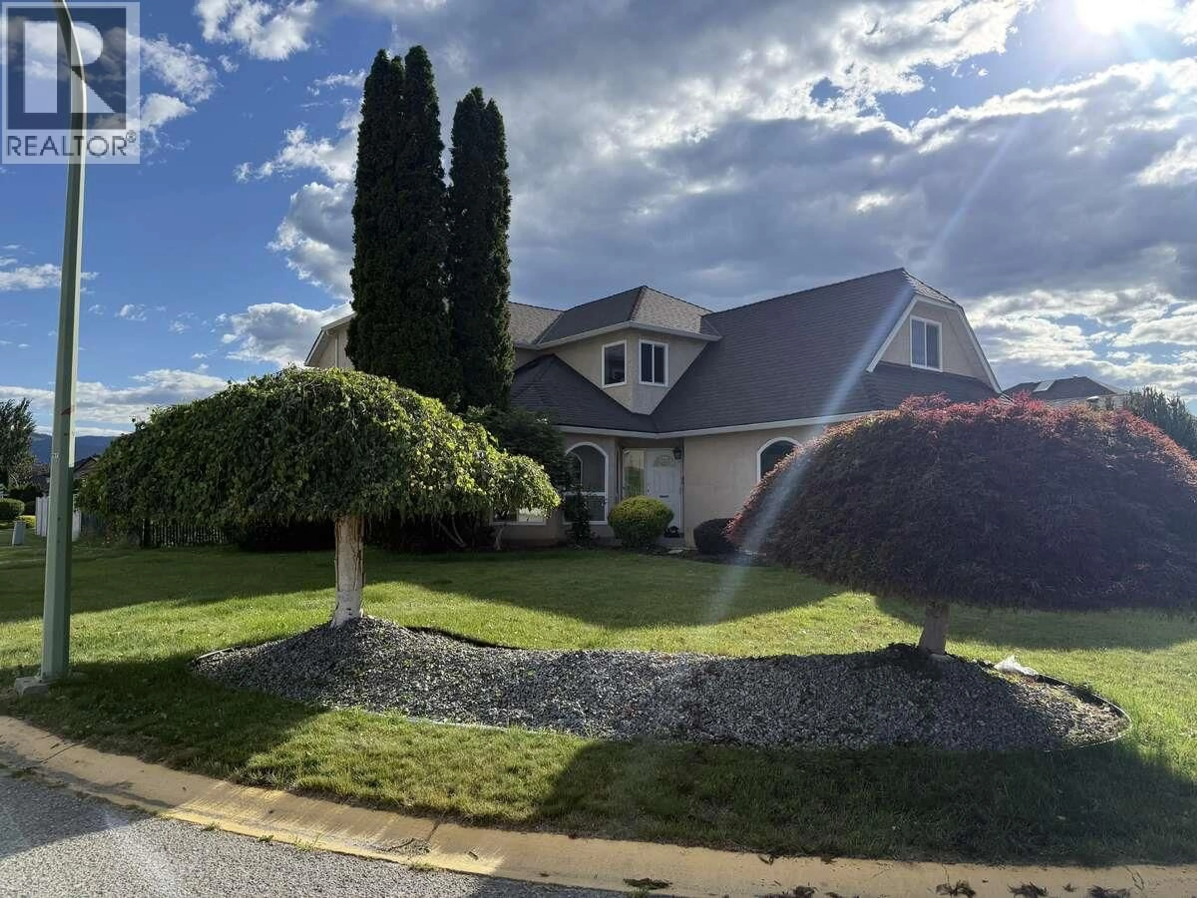 A pic from outside/outdoor area/front of a property/back of a property/a pic from drone, unknown for 877 SPRINGSIDE COURT, Kelowna British Columbia V1W3L8