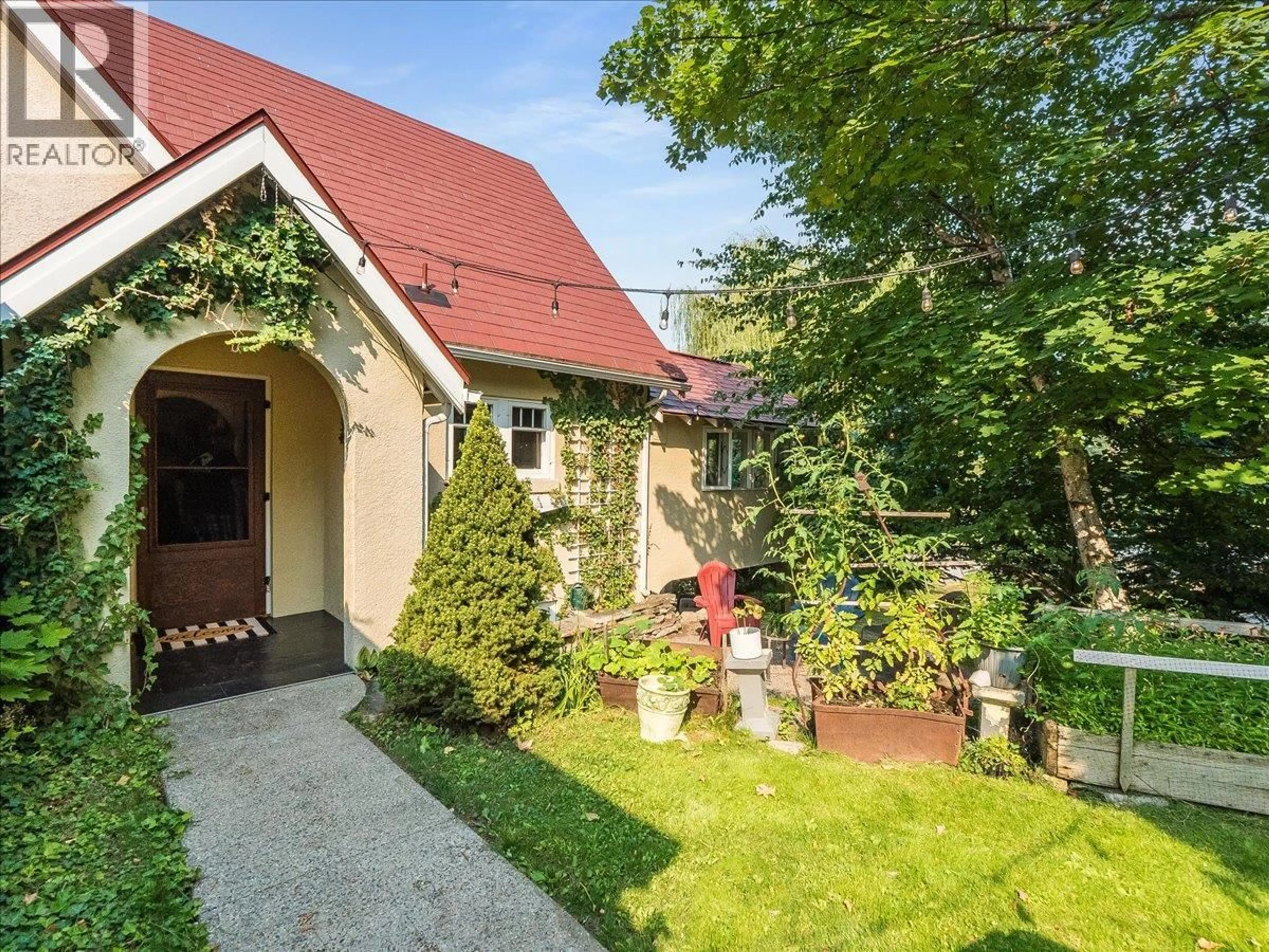 Unknown for 411 HAMILTON AVENUE, Nelson British Columbia V1L3G1