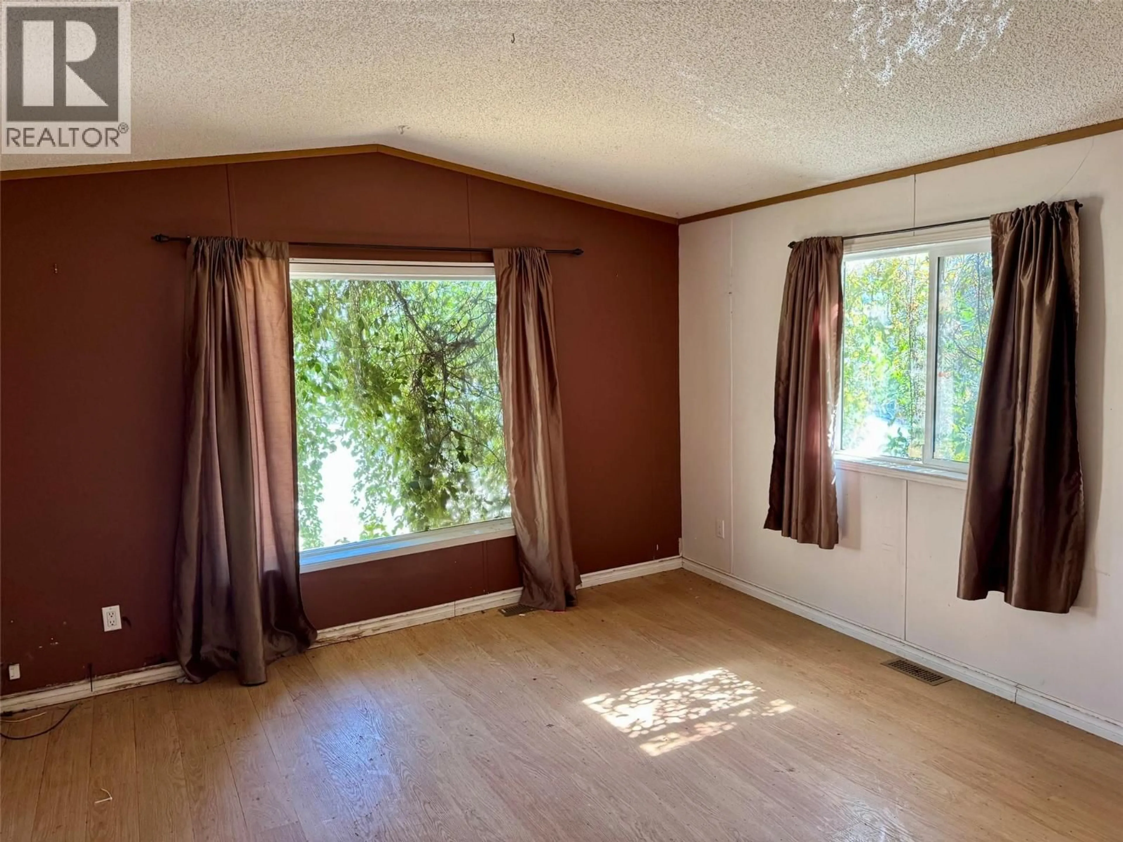 A pic of a room for 1 - 3701 3 HIGHWAY, Erickson British Columbia V0B1G1