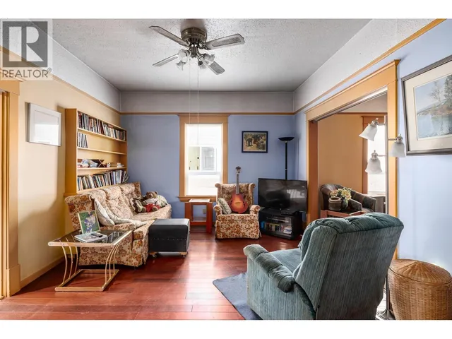 795 LAWSON AVENUE, Kelowna 5