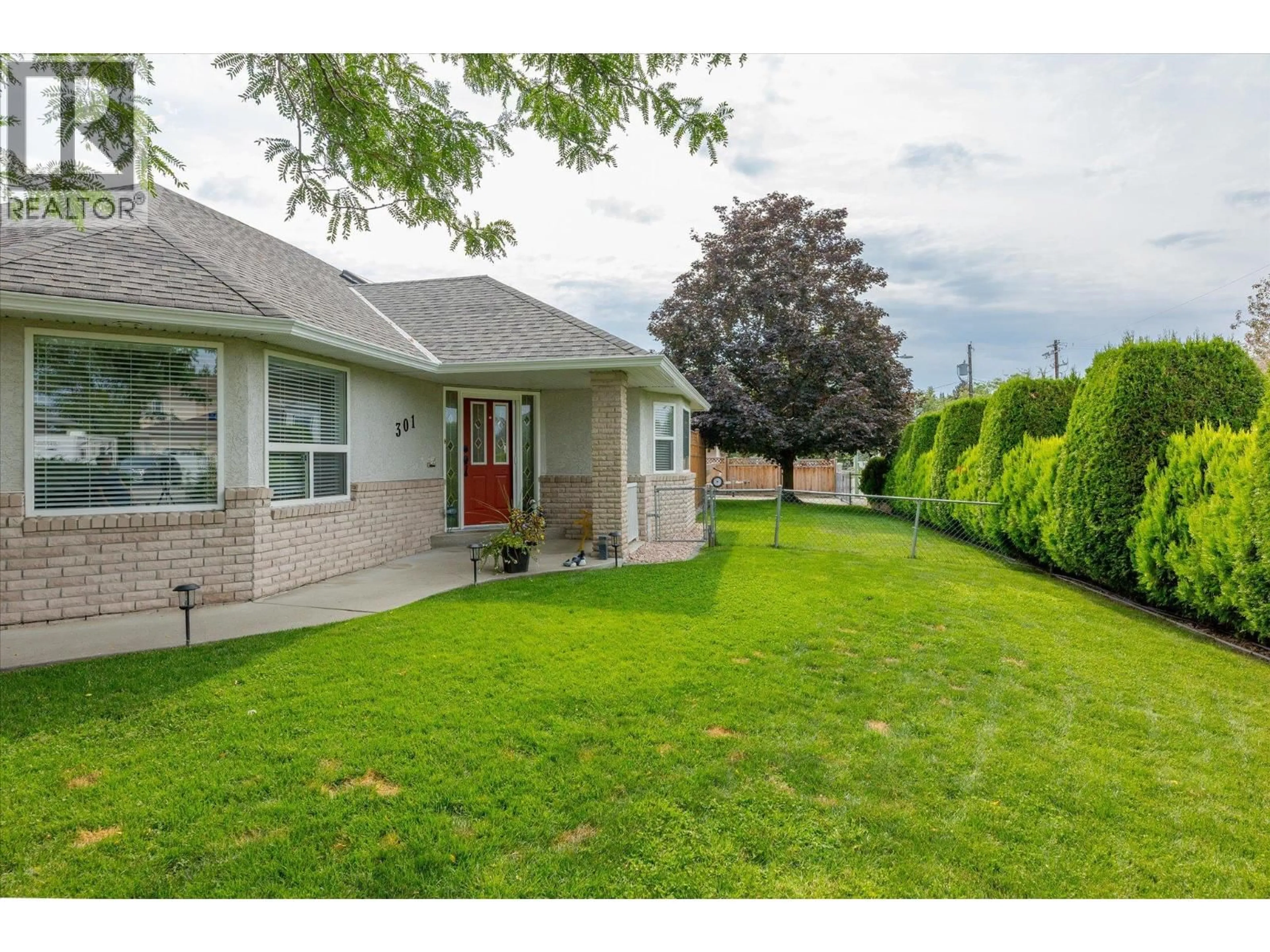 Unknown for 301 FIZET AVENUE, Kelowna British Columbia V1X7P5