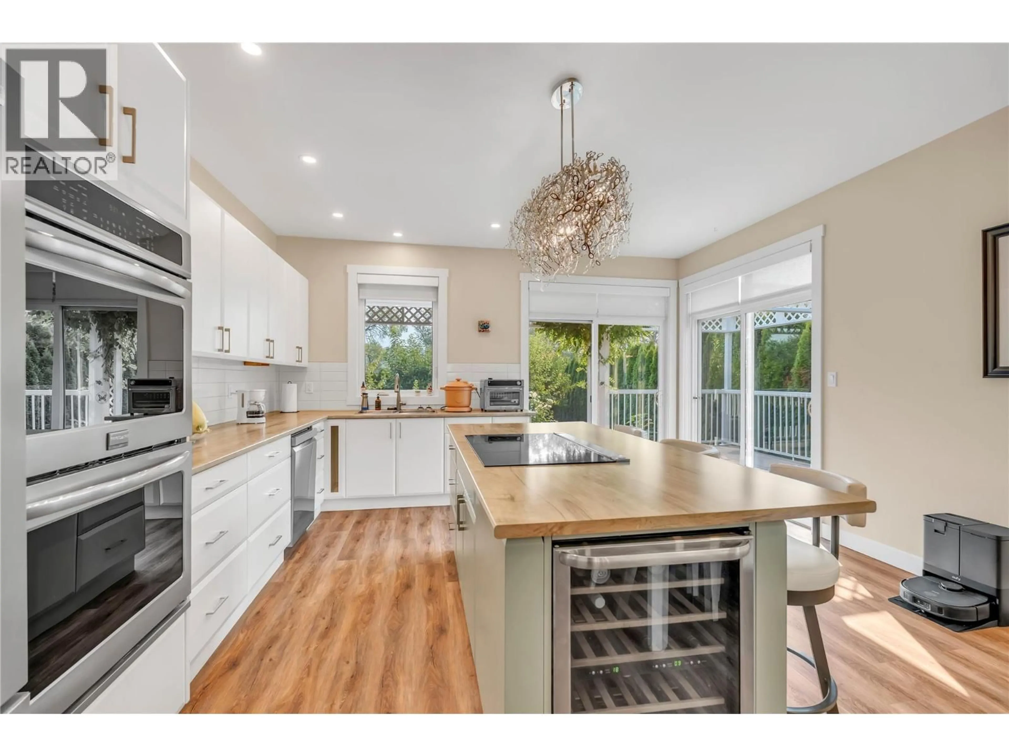 Open concept kitchen, unknown for 6753 HILLSIDE PLACE, Oliver British Columbia V0H1T0