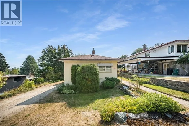 664 FORREST DRIVE, Warfield