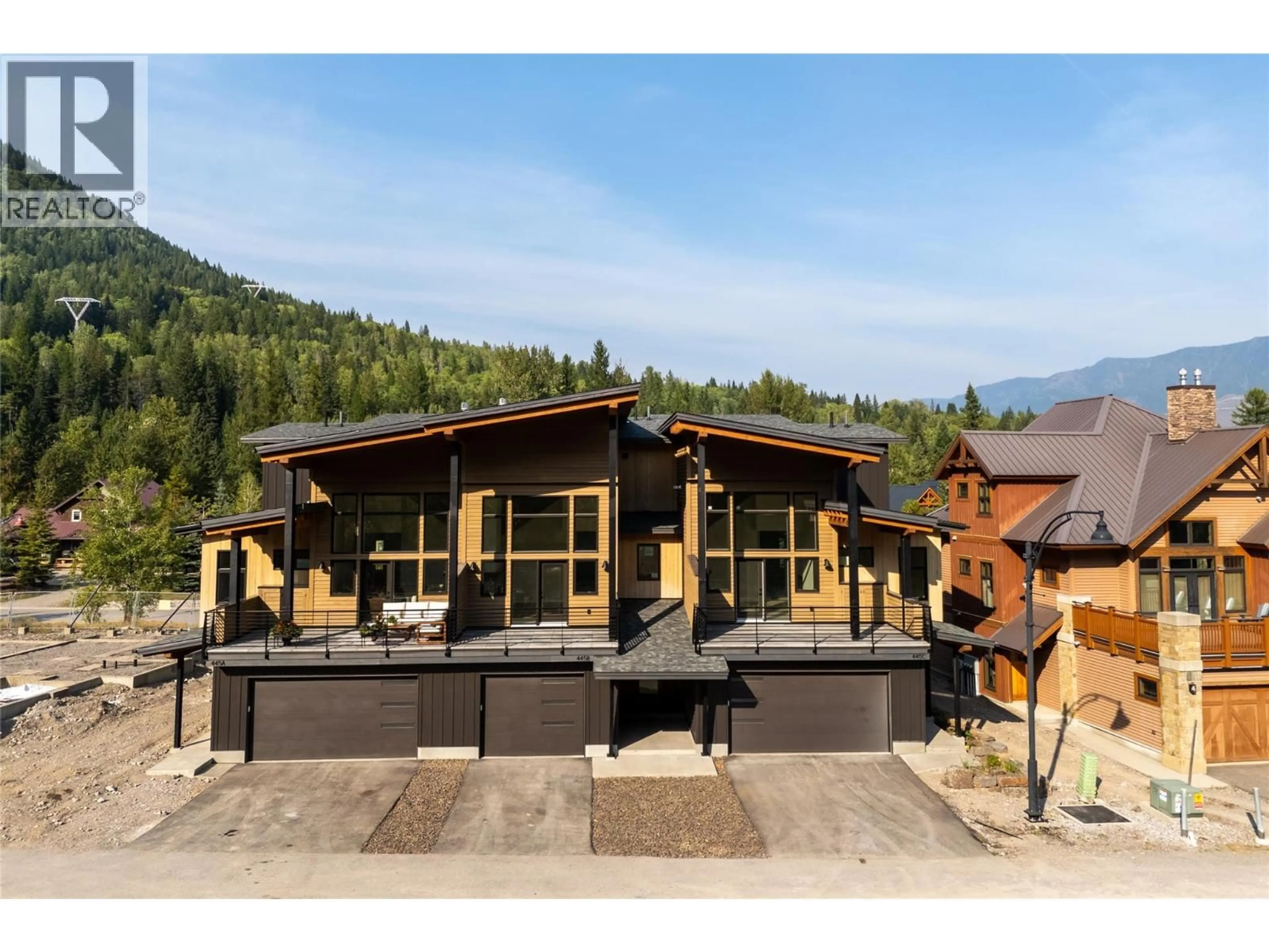Patio, mountain view for C - 445 CANYON TRAIL, Fernie British Columbia V0B1M5