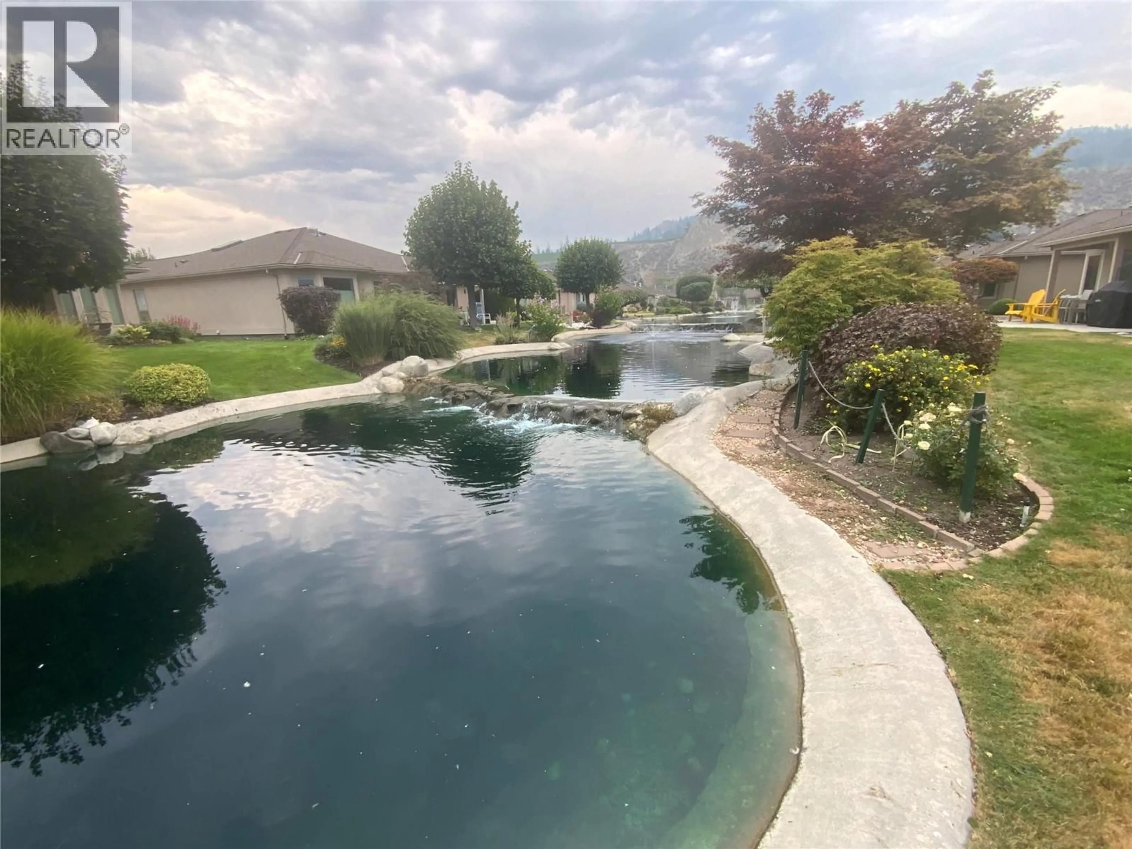 Pool for 878 - 3333 SOUTH MAIN STREET, Penticton British Columbia V2A8J8